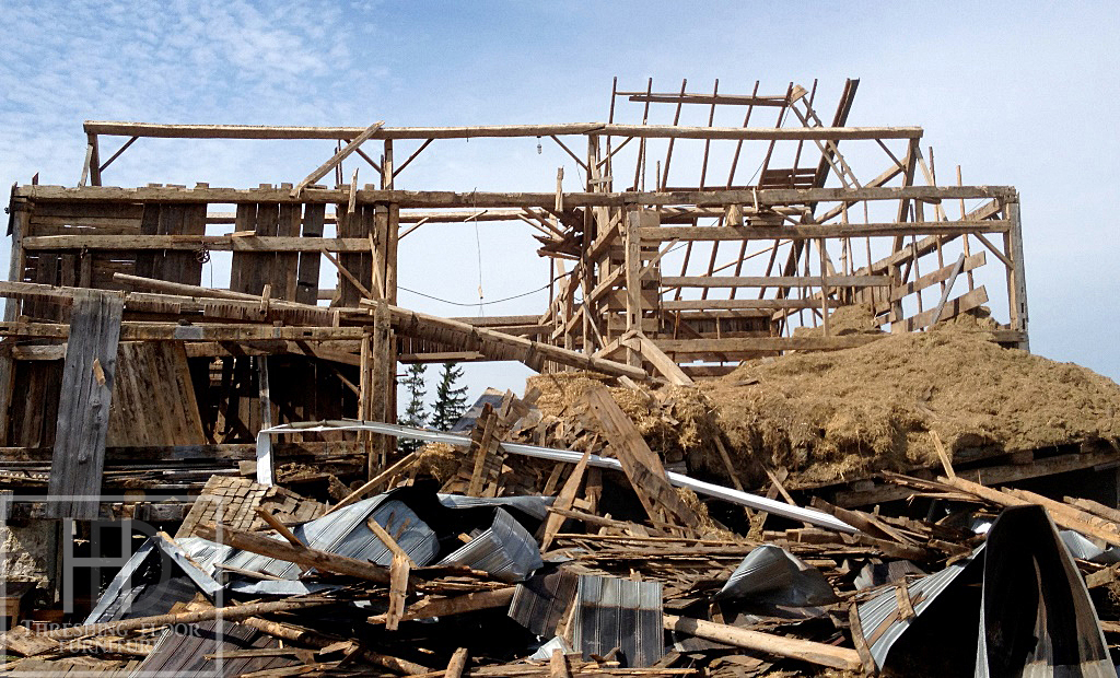 Ontario Reclaimed Wood Tables - Demolition Process HD Threshing Gerald Reinink
