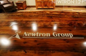 recycled wood table, reclaimed wood, boardroom table Ontario, boardroom tables Ontario, reclaimed wood tables Ontario, Brampton, Ontario, barnwood, distressed, rustic, modern, boat shaped table