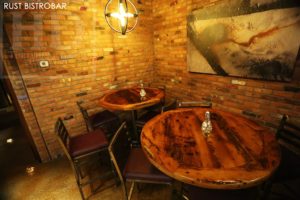 restaurant tables Ontario, pub table tops, restaurant table tops, reclaimed wood tables Ontario, reclaimed wood restaurant tables Ontario, Toronto, Burlington, epoxy