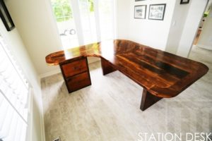 reclaimed wood desks Vineland Ontario, Ontario, desks Ontario, barnwood hemlock, custom desks Ontario, live edge desk, Vineland, Ontario, Canada