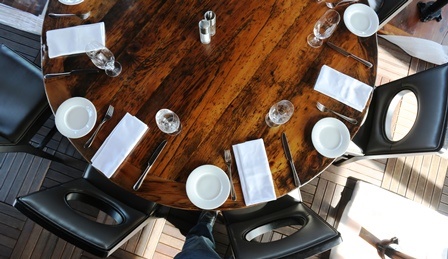 restaurant tables Ontario,reclaimed wood restaurant tables, bar table tops Ontario, reclaimed wood bar table tops, restaurant table tops, epoxy, resin, epoxy finish, resin, HD Threshing, HD Threshing Floor Furniture