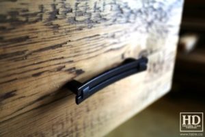 reclaimed wood console table, reclaimed wood sofa table, reclaimed wood hall table, reclaimed wood table Ontario, mennonite furniture, custom reclaimed wood furniture, solid wood furniture Ontario, cottage furniture Ontario, farmhouse table