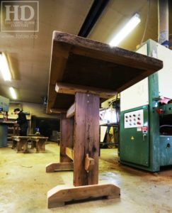 reclaimed wood console table, reclaimed wood sofa table, reclaimed wood hall table, reclaimed wood table Ontario, mennonite furniture, custom reclaimed wood furniture, solid wood furniture Ontario, cottage furniture Ontario, farmhouse table