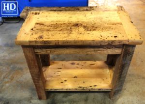 reclaimed wood console table, reclaimed wood sofa table, reclaimed wood hall table, reclaimed wood table Ontario, mennonite furniture, custom reclaimed wood furniture, solid wood furniture Ontario, cottage furniture Ontario, farmhouse table