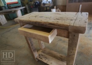reclaimed wood console table, reclaimed wood sofa table, reclaimed wood hall table, reclaimed wood table Ontario, mennonite furniture, custom reclaimed wood furniture, solid wood furniture Ontario, cottage furniture Ontario, farmhouse table