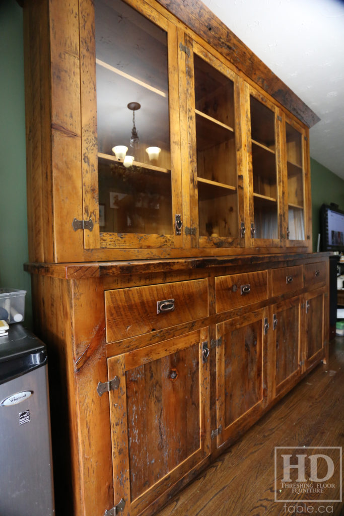 Reclaimed Wood Hutch by HD Threshing Floor Furniture / www.table.ca