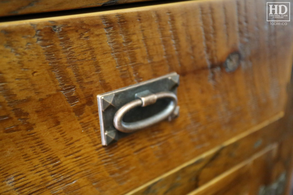 Reclaimed Wood Hutch by HD Threshing Floor Furniture / www.table.ca