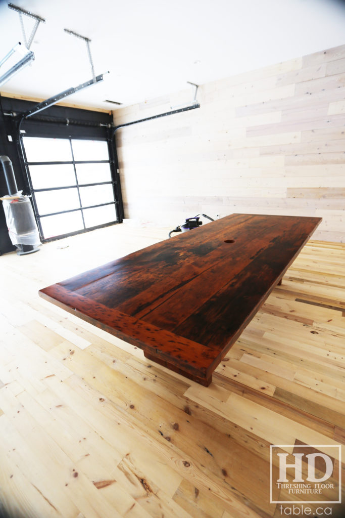 Boardroom Table made from Ontario Barnwood by HD Threshing Floor Furniture / www.table.ca