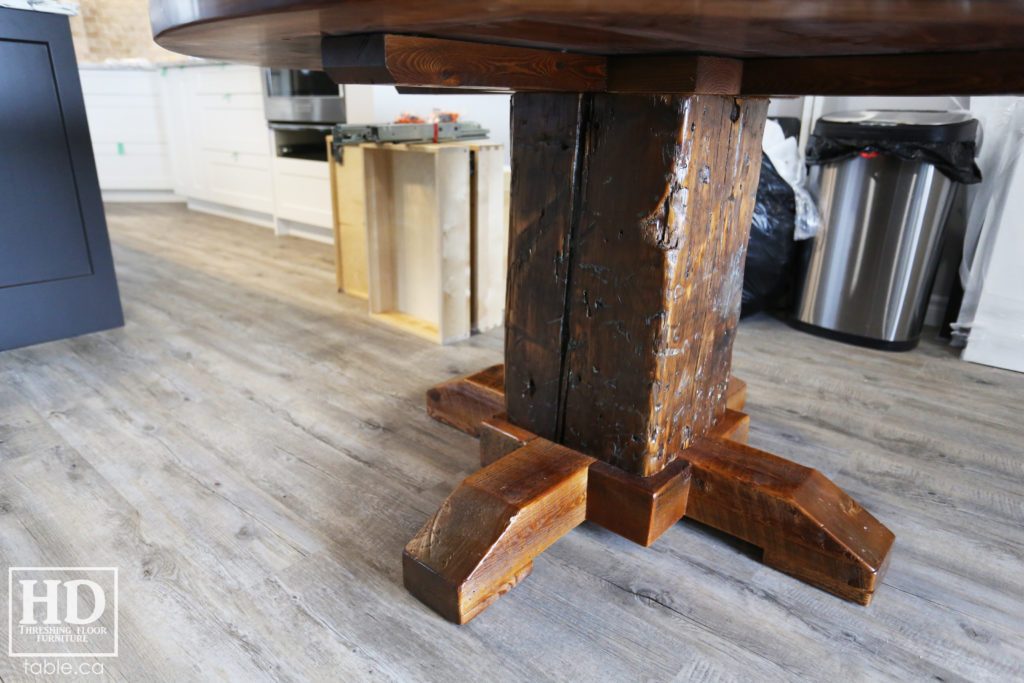 Barnboard Round Table made from Ontario Barnwood by HD Threshing Floor Furniture / www.table.ca