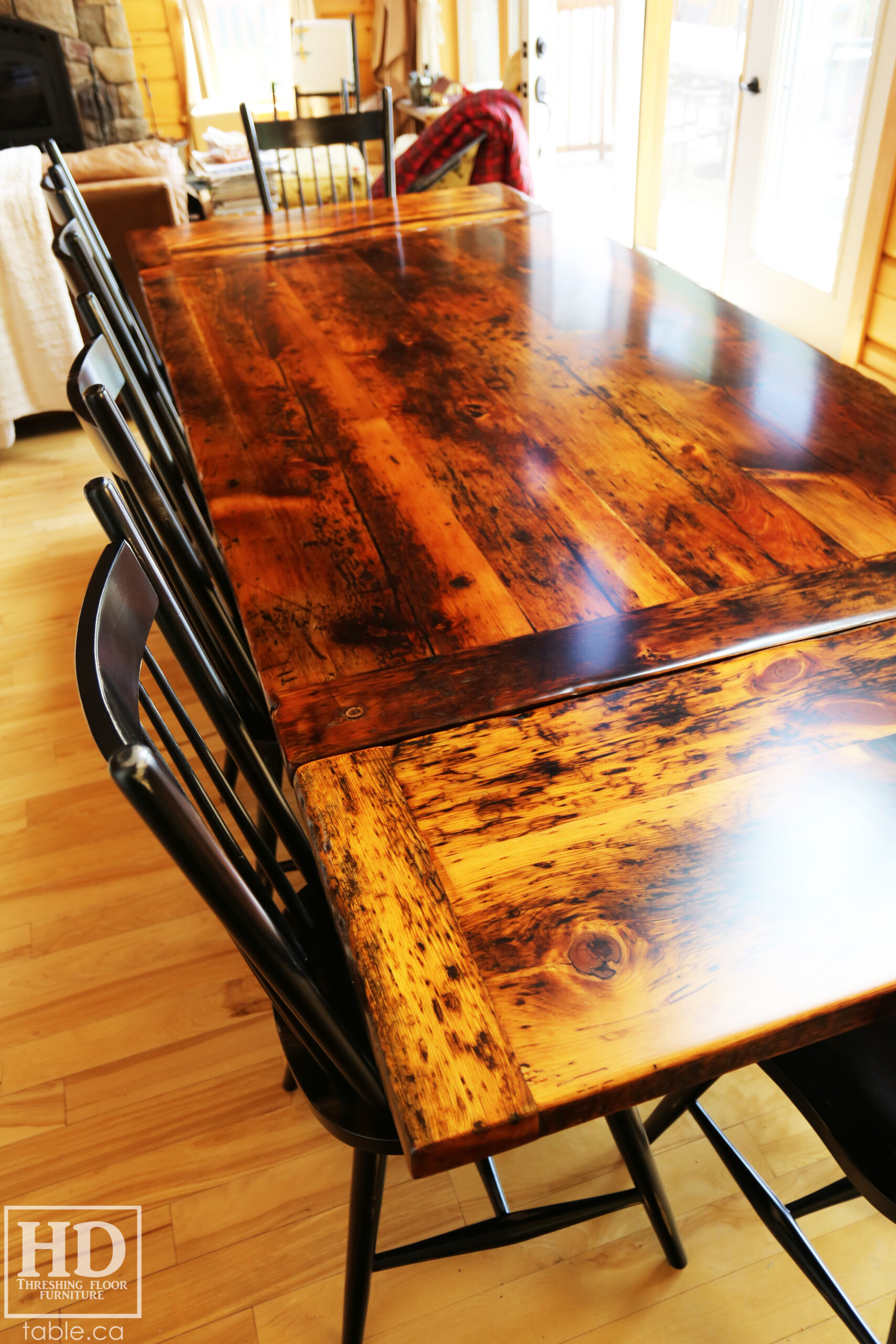 Reclaimed Wood Cottage Table by HD Threshing Floor Furniture / www.table.ca