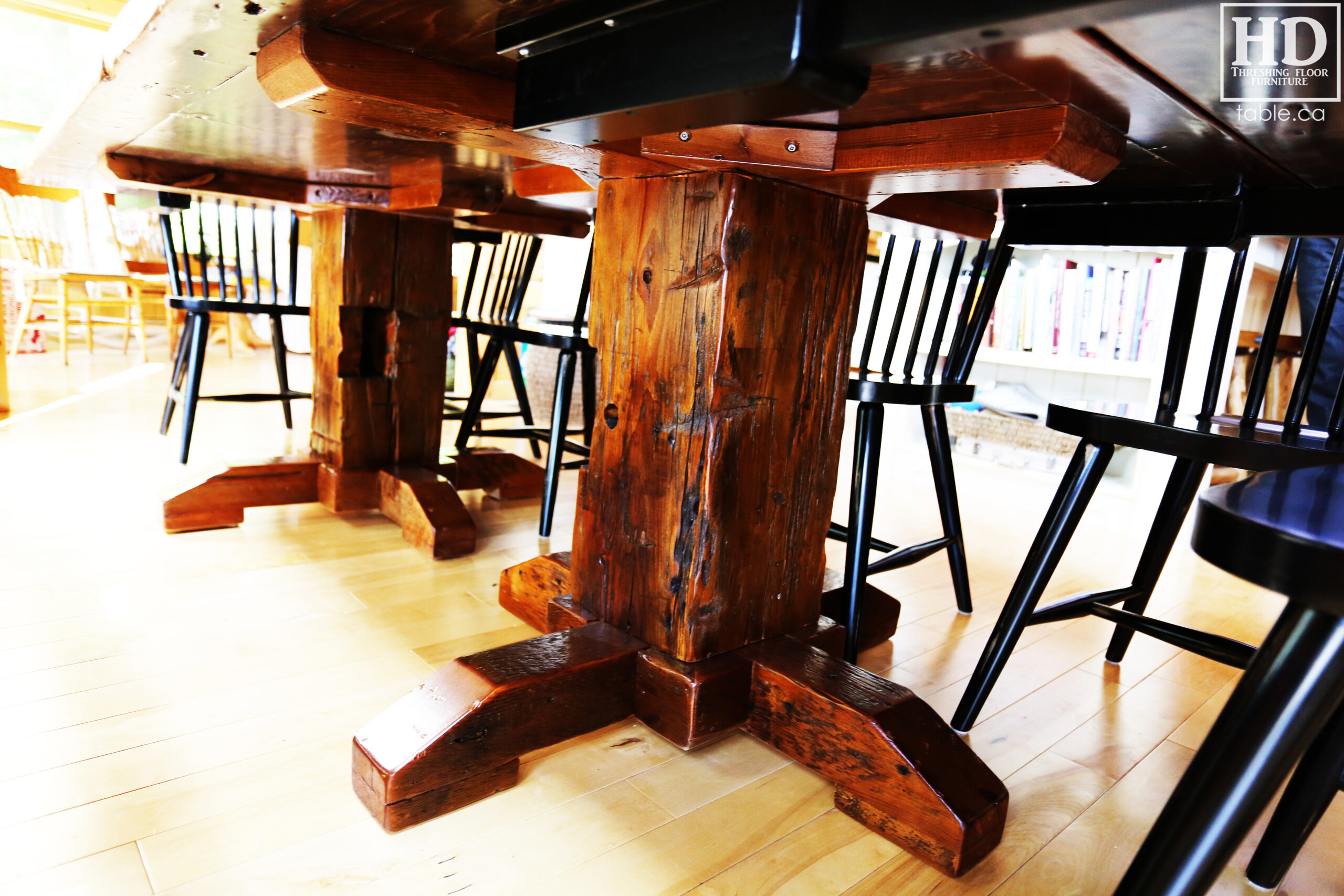 Reclaimed Wood Cottage Table by HD Threshing Floor Furniture / www.table.ca