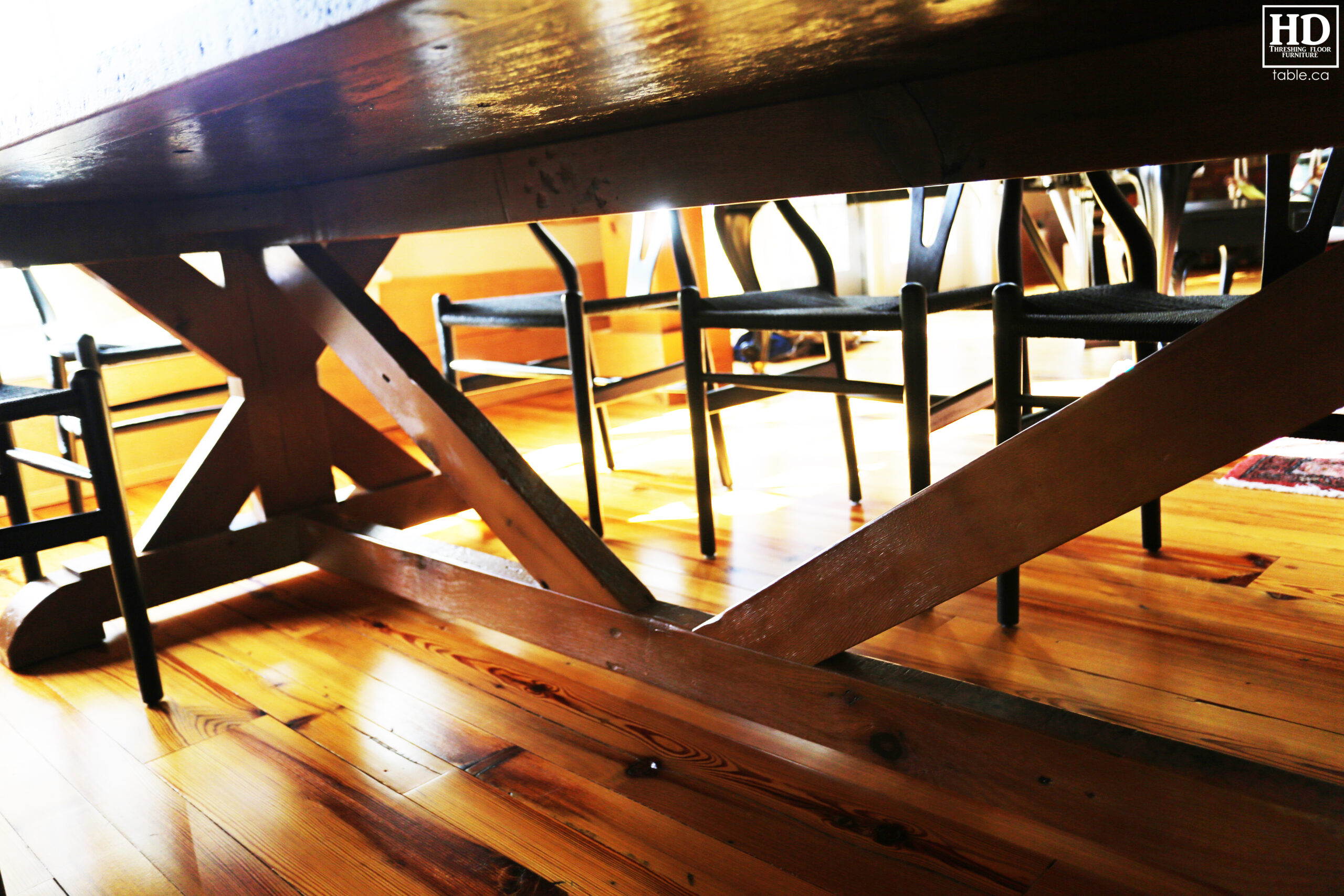 Distressed Reclaimed Wood Table by HD Threshing Floor Furniture / www.table.ca