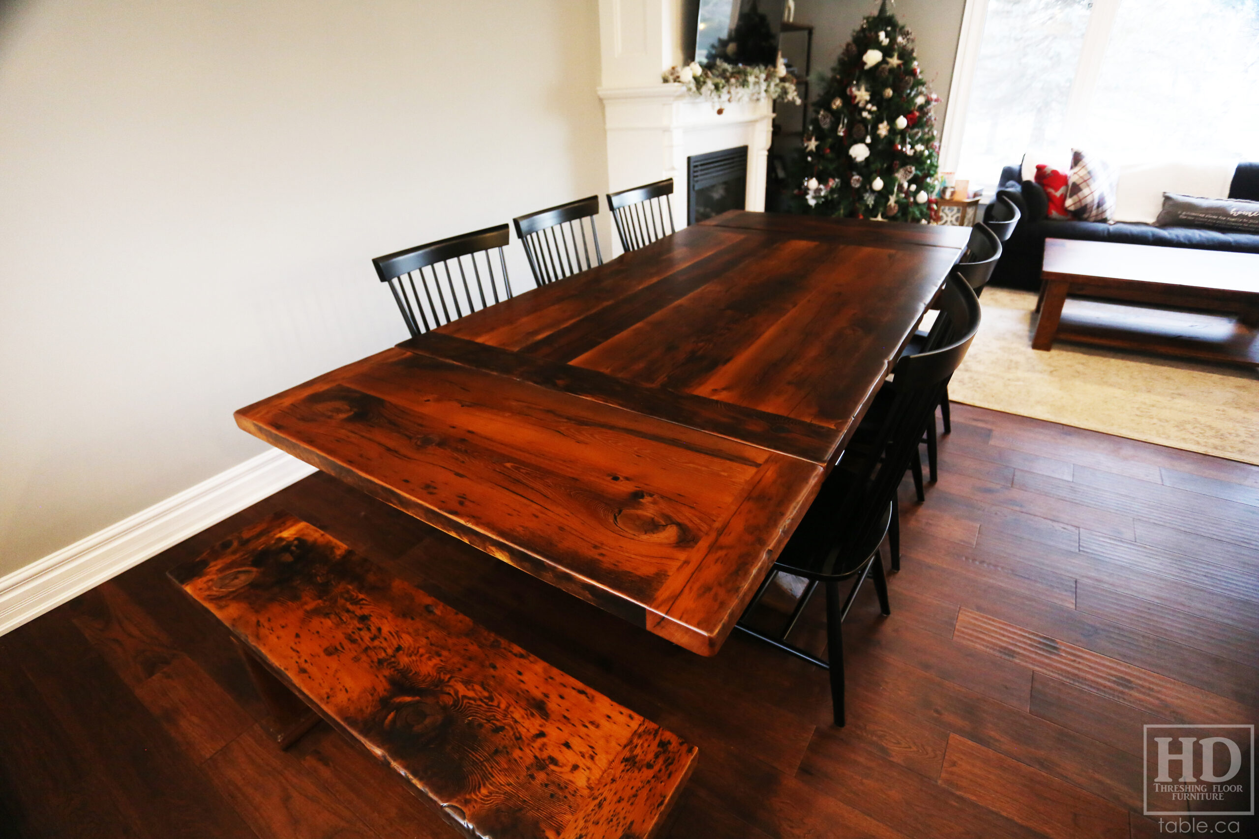 Extendable Reclaimed Wood Table by HD Threshing Floor Furniture / www.table.ca