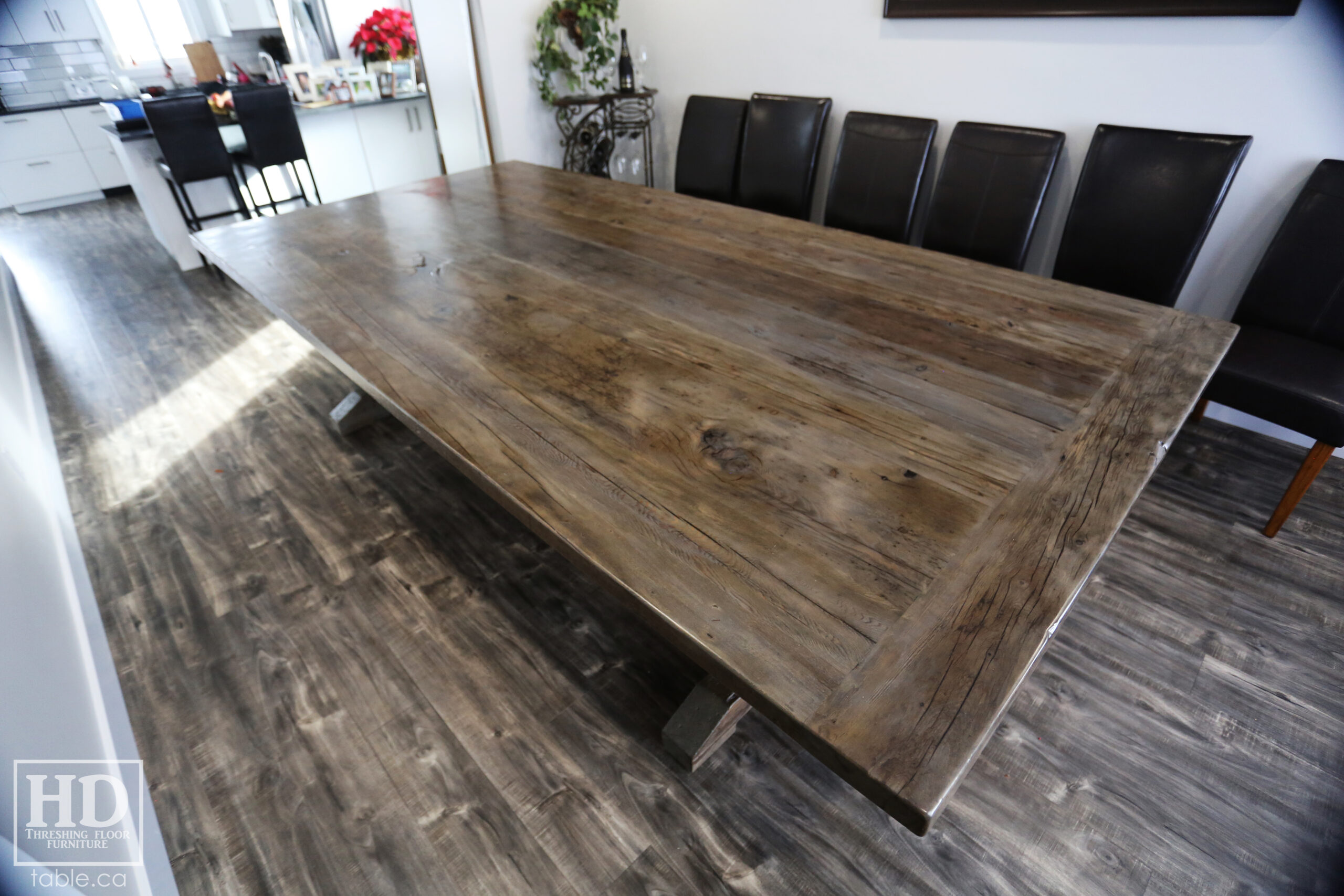 Grey Barnwood Table by HD Threshing Floor Furniture / www.table.ca