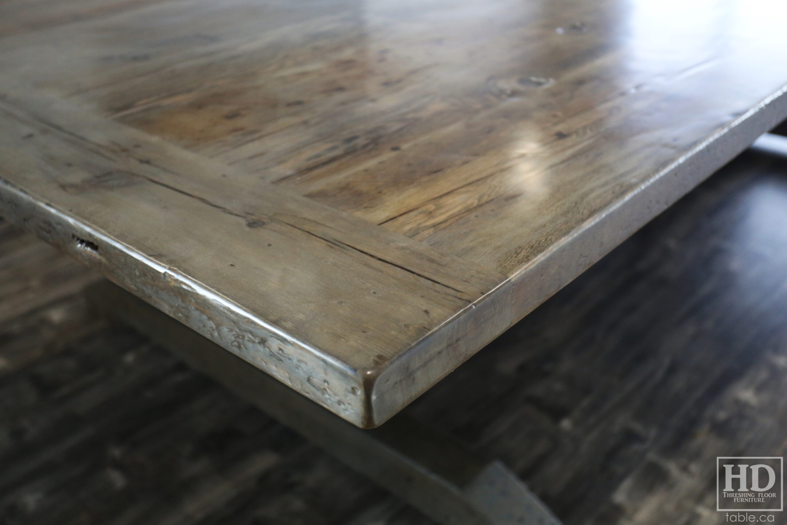 Grey Barnwood Table by HD Threshing Floor Furniture / www.table.ca