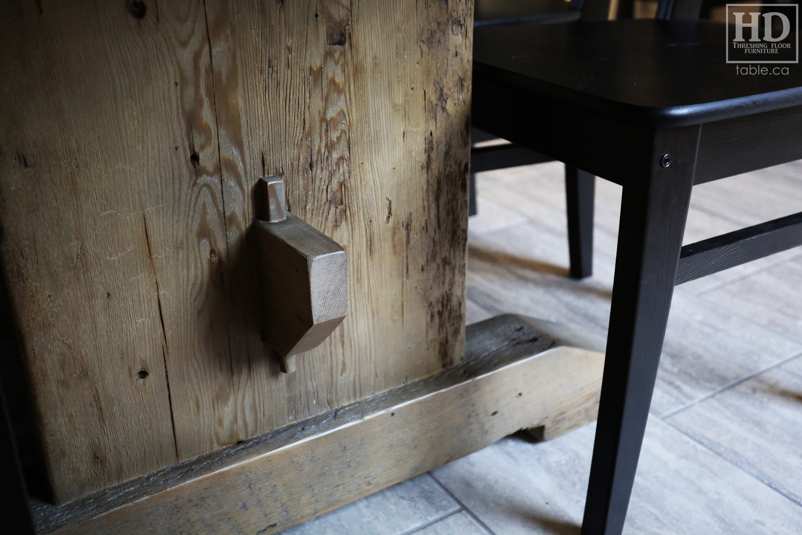 Grey Reclaimed Wood Table by HD Threshing Floor Furniture / www.table.ca