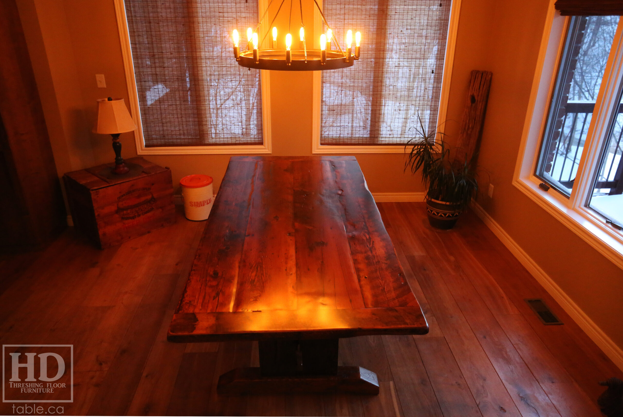 Hemlock Table by HD Threshing Floor Furniture / www.table.ca