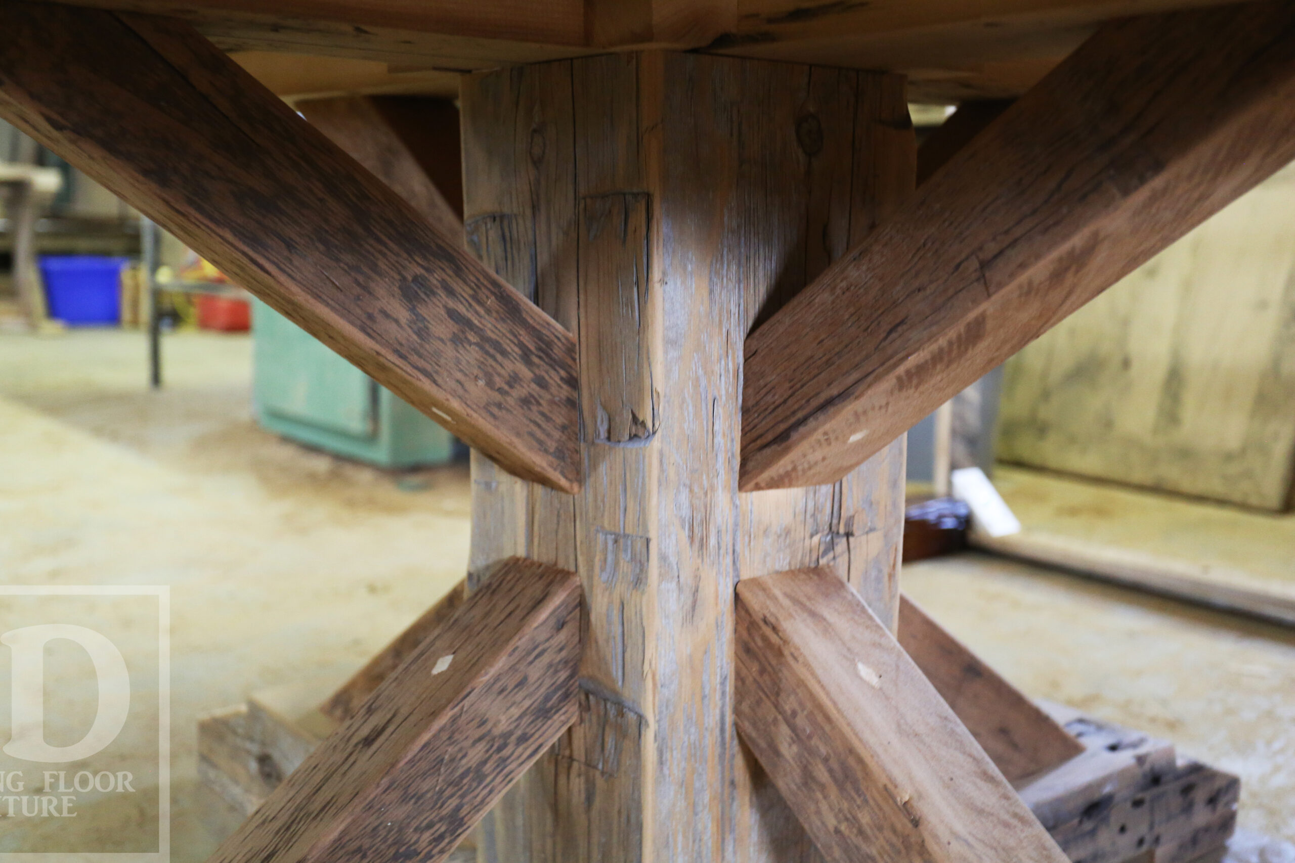 Octagon Reclaimed Wood Table by HD Threshing Floor Furniture / www.table.ca