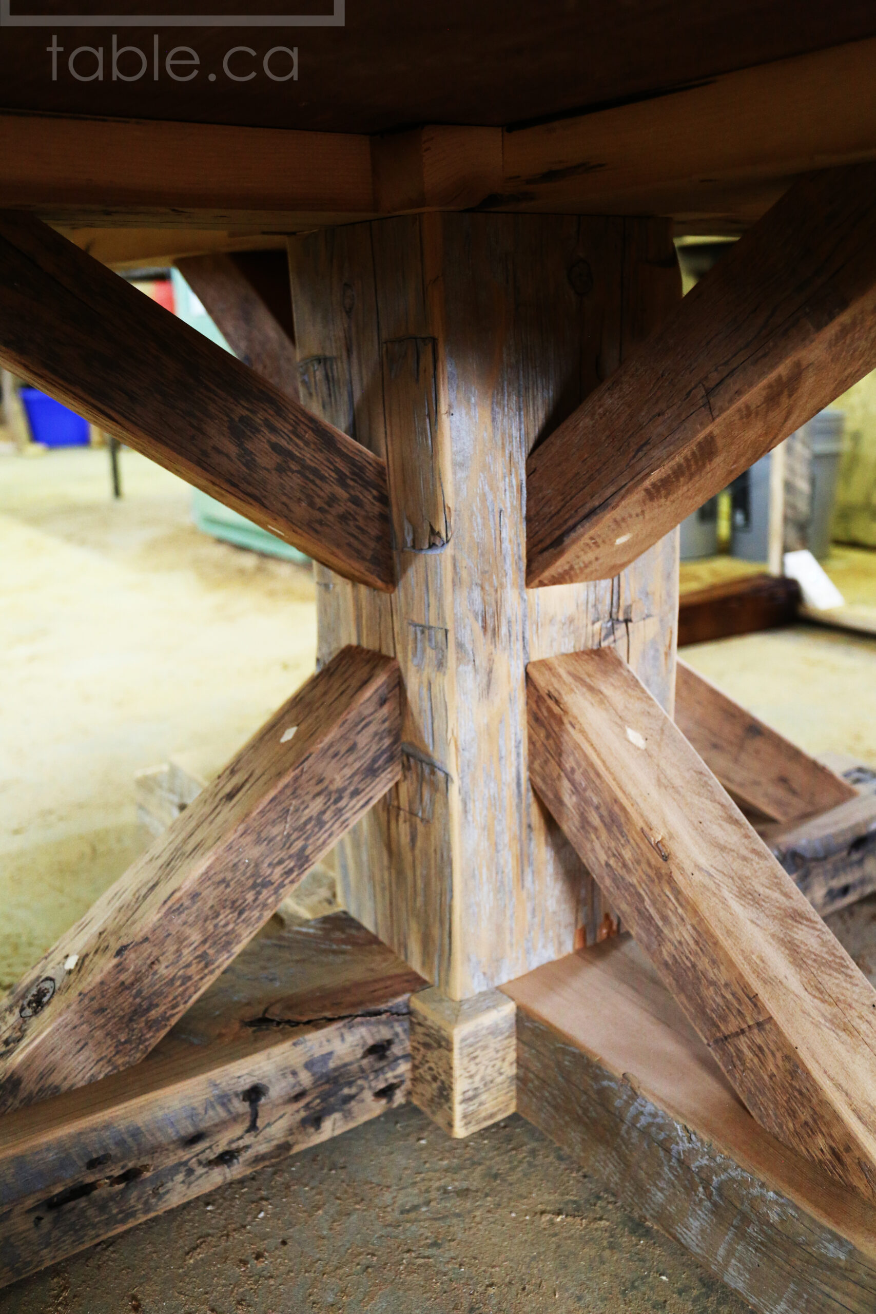 Octagon Reclaimed Wood Table by HD Threshing Floor Furniture / www.table.ca