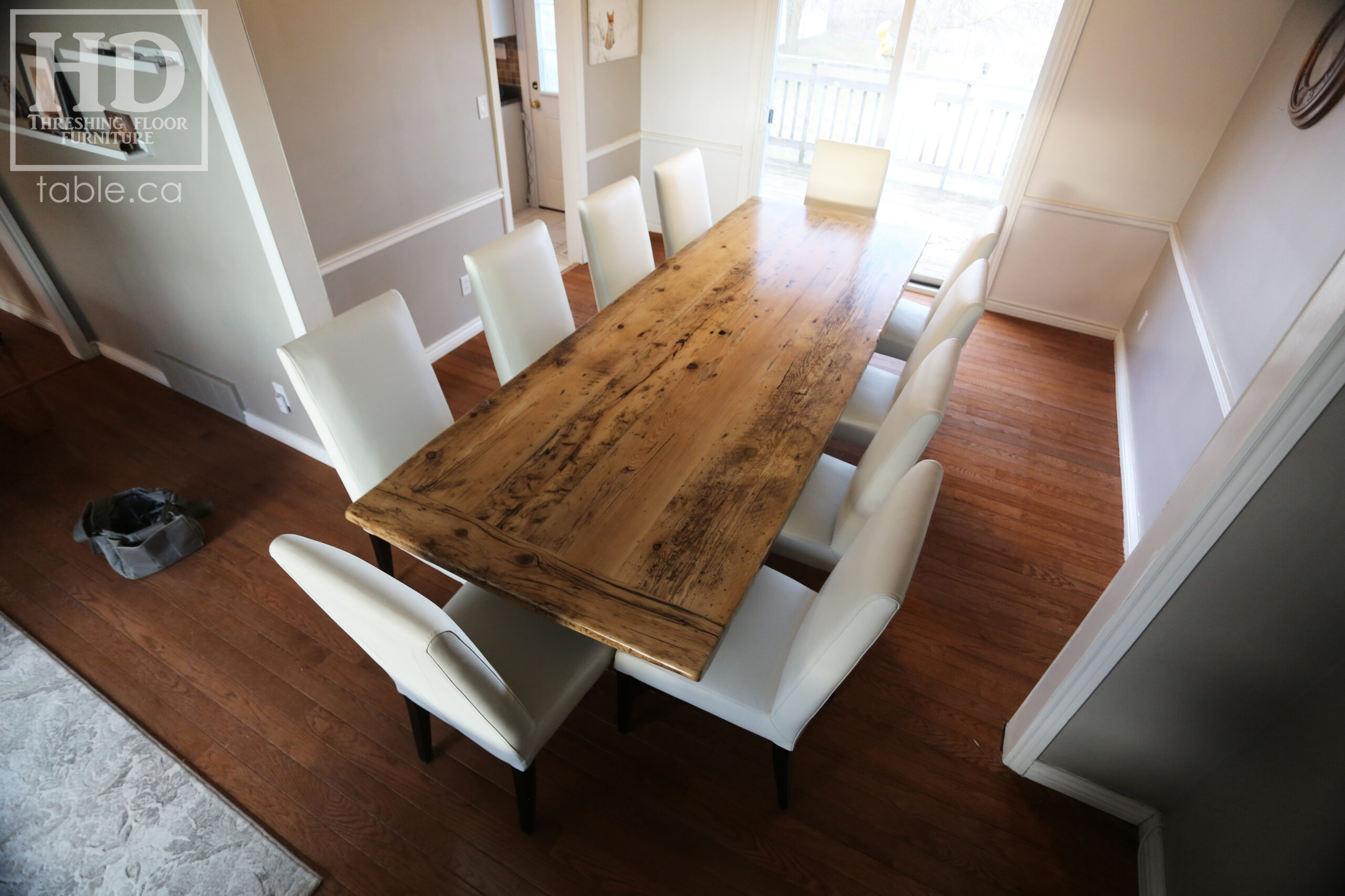 Ontario Pioneer Barnwood Table by HD Threshing Floor Furniture / www.table.ca