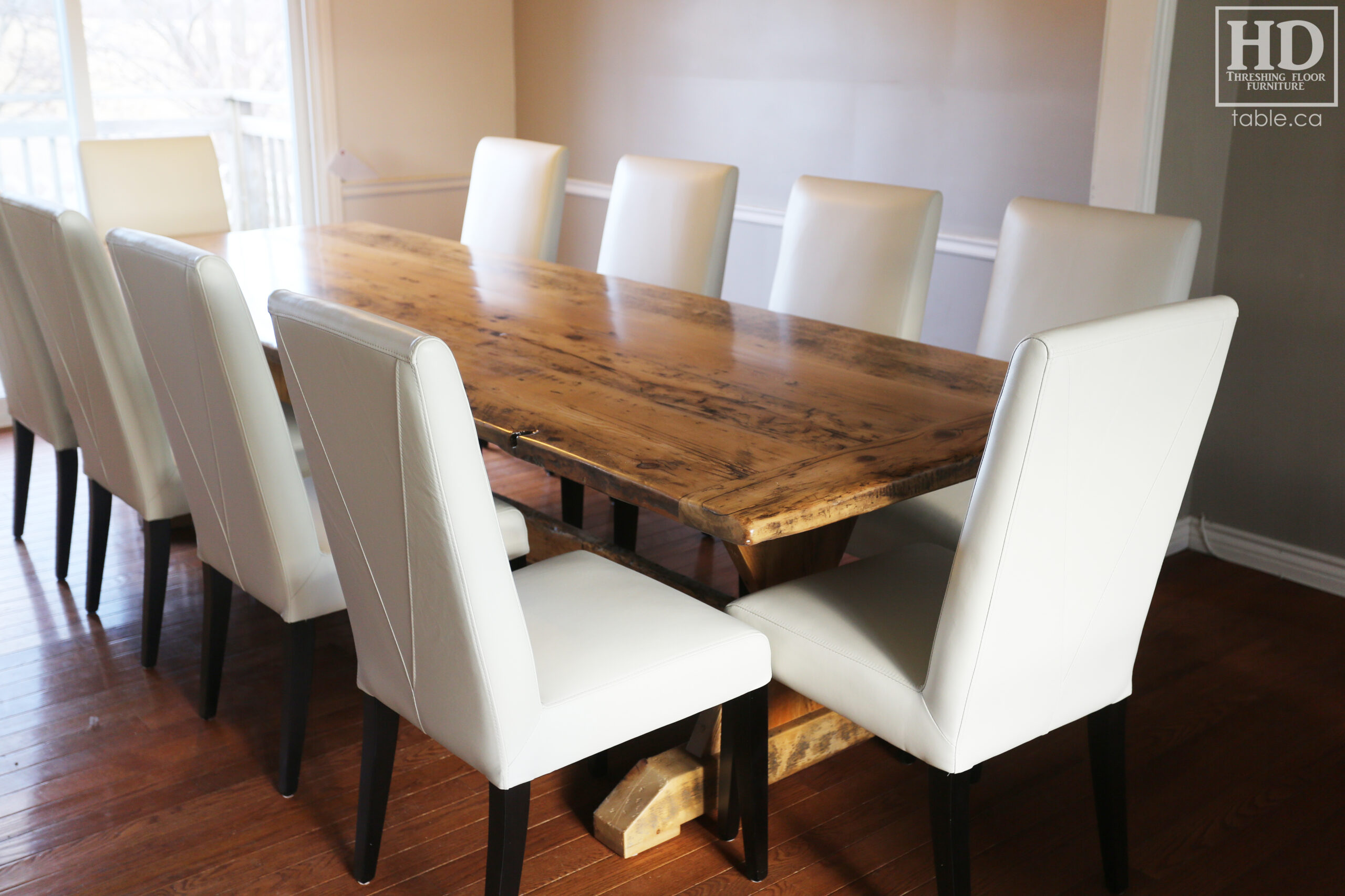 Ontario Pioneer Barnwood Table by HD Threshing Floor Furniture / www.table.ca