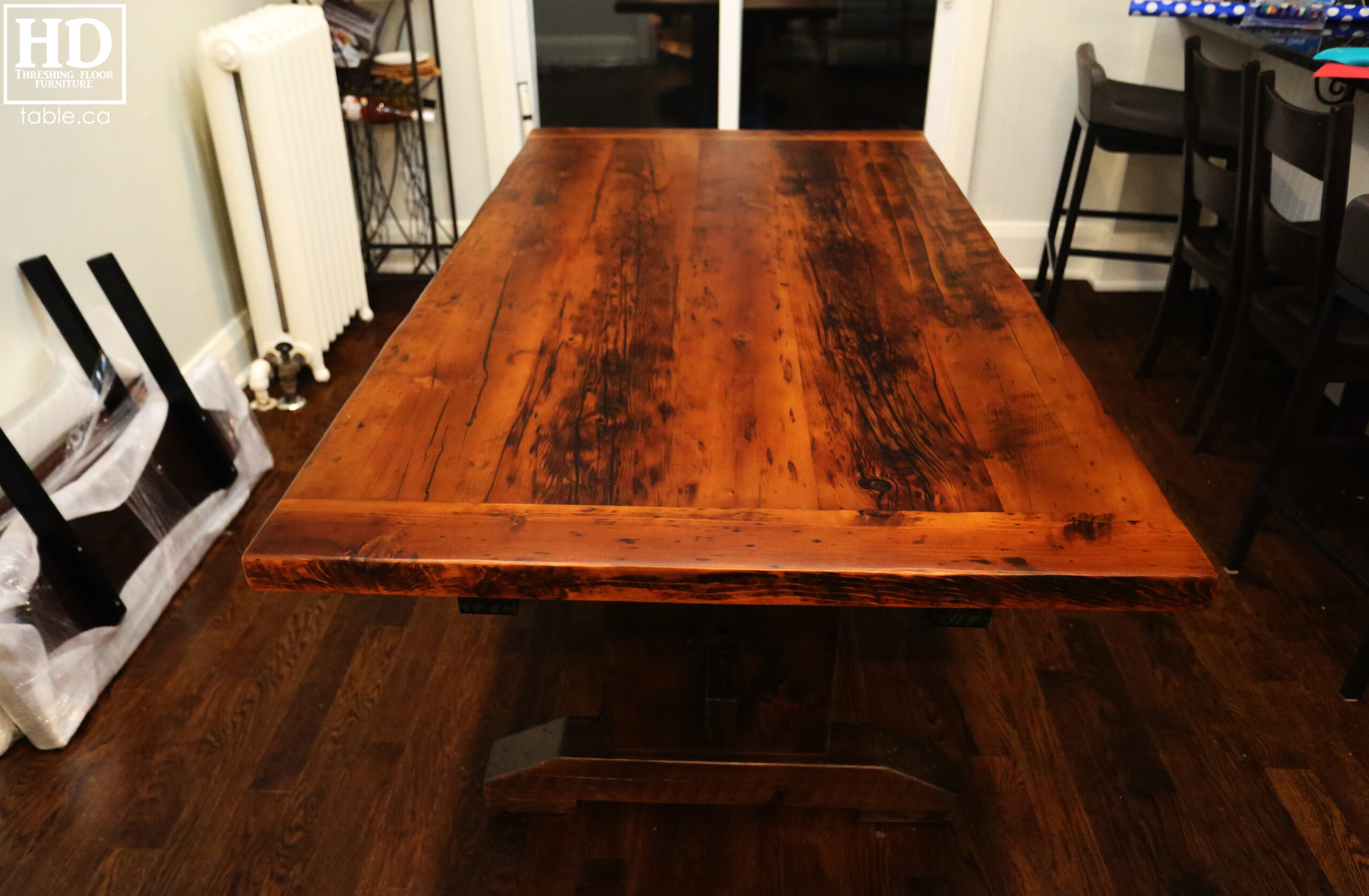 Rustic Table by HD Threshing Floor Furniture / www.table.ca