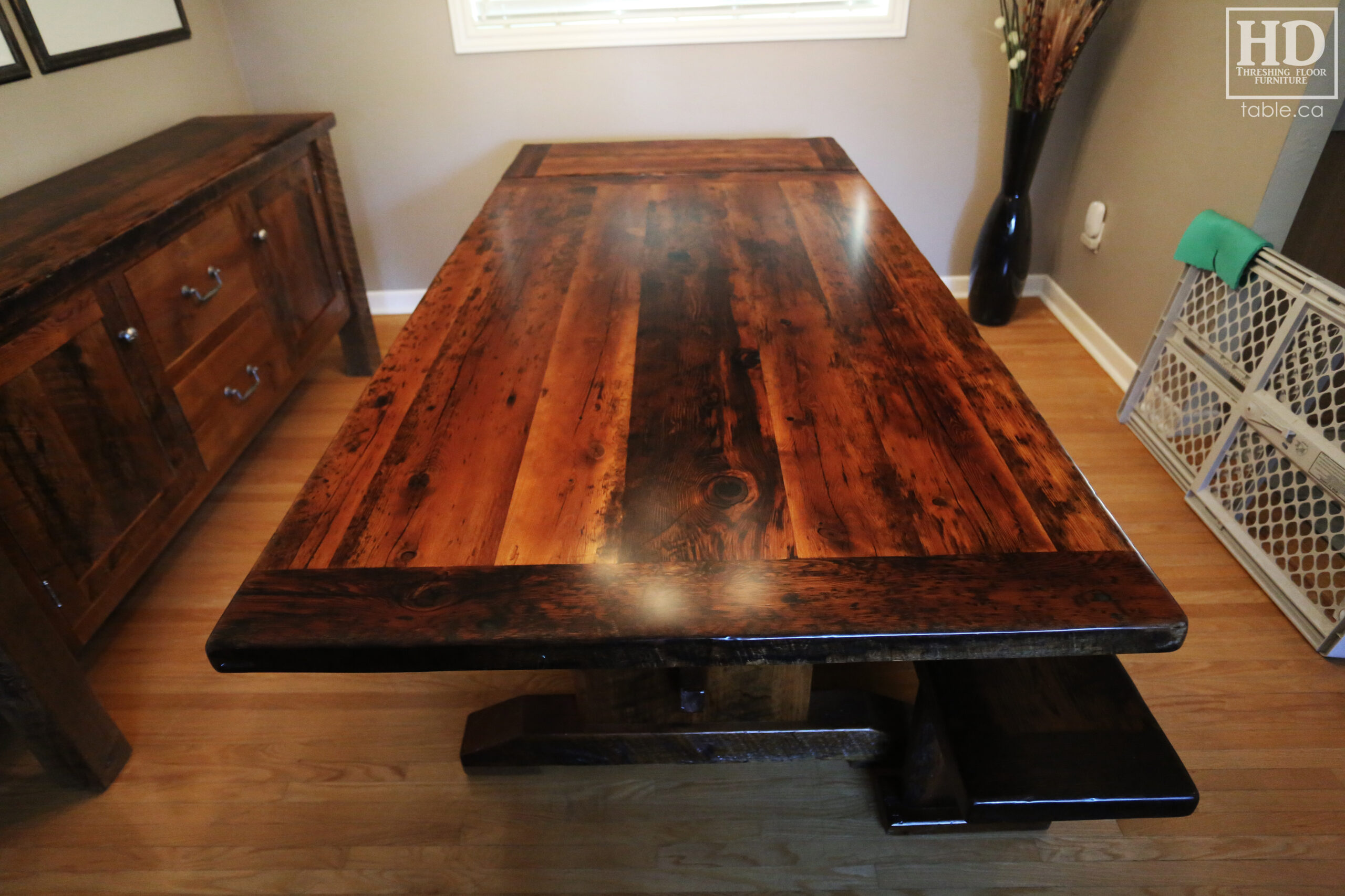 Reclaimed Wood Table for a Toronto Home by HD Threshing Floor Furniture / www.table.ca
