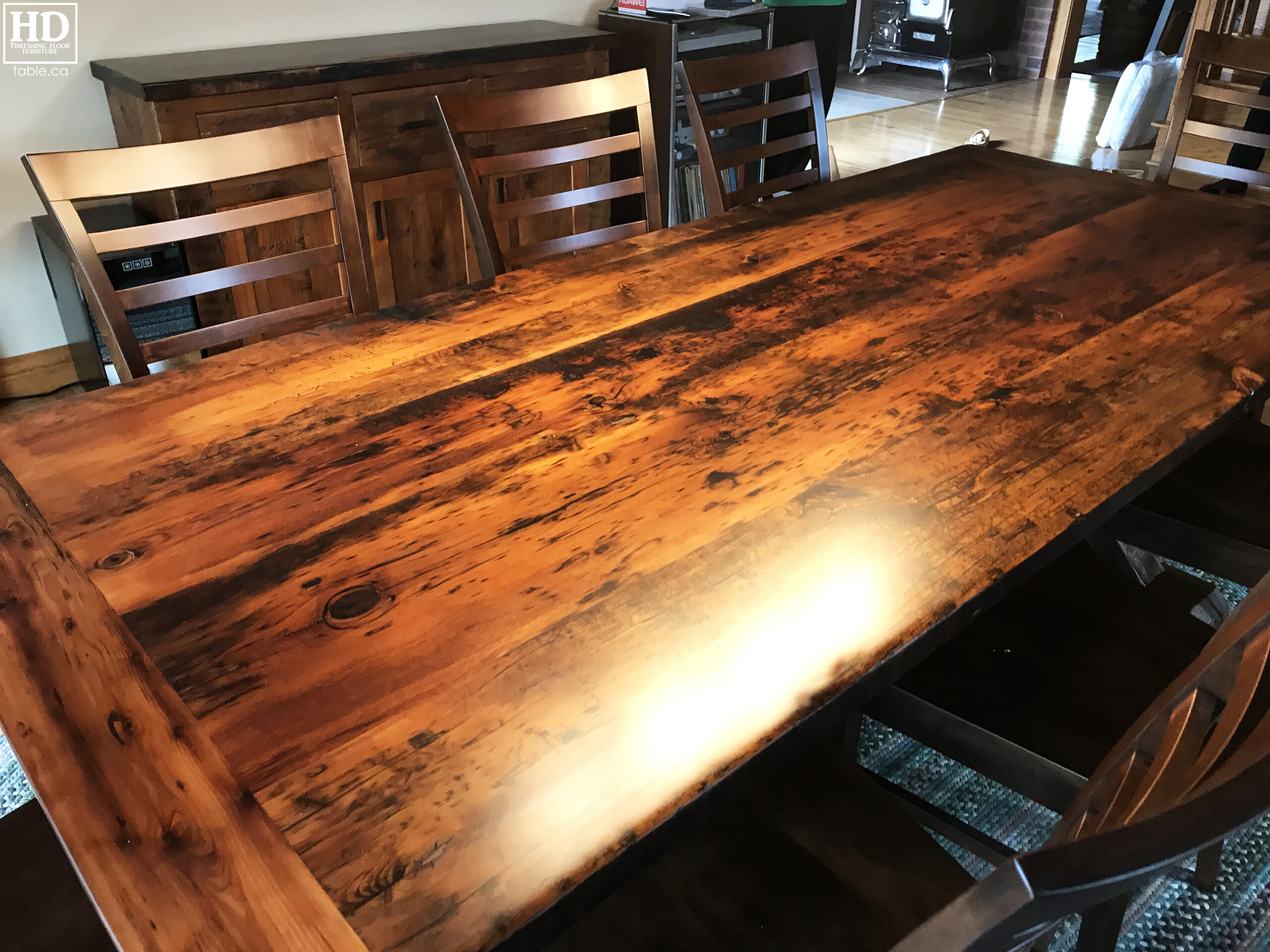 Barnboard Table by HD Threshing Floor Furniture / www.table.ca