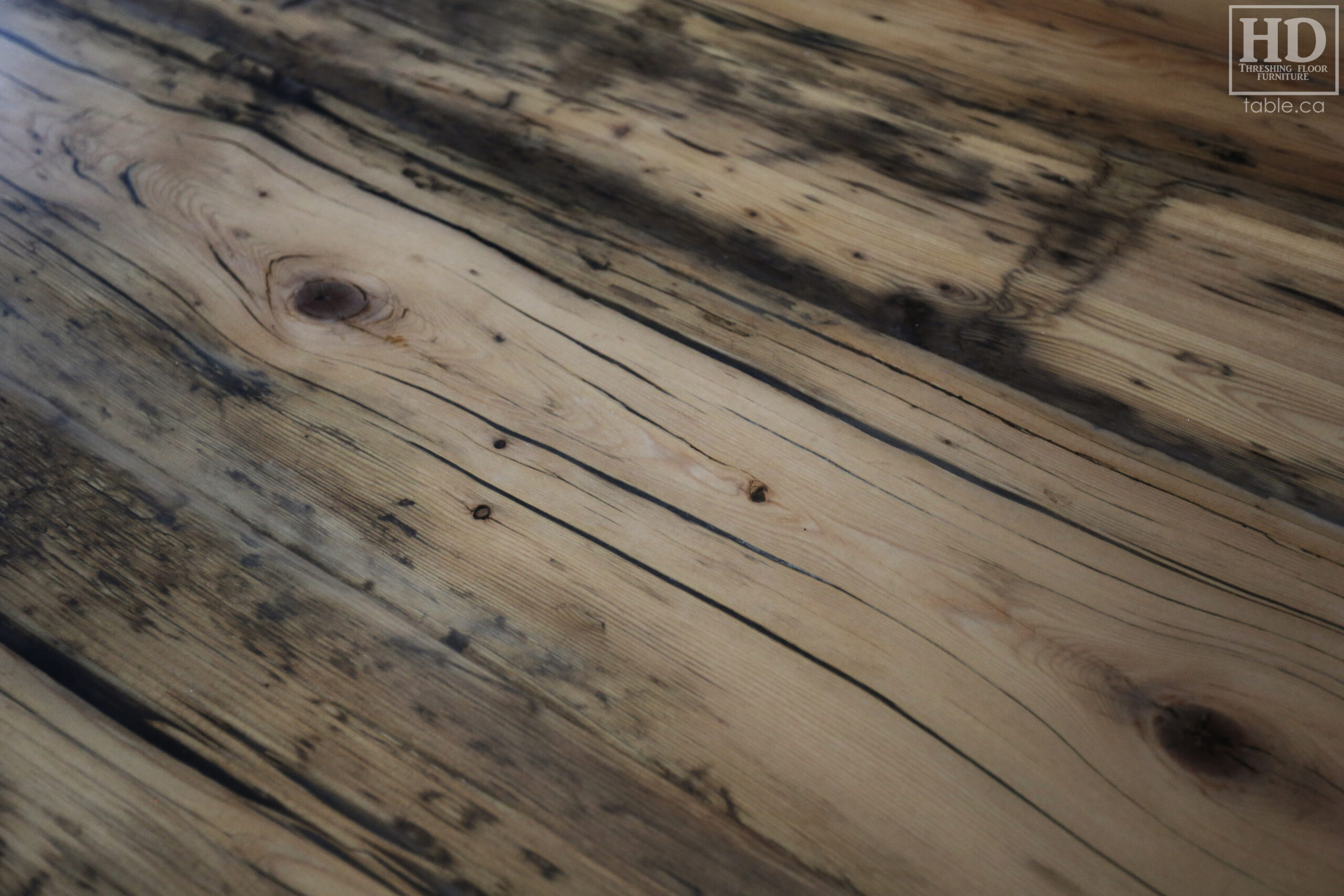 Distressed Reclaimed Wood Table by HD Threshing Floor Furniture / www.table.ca