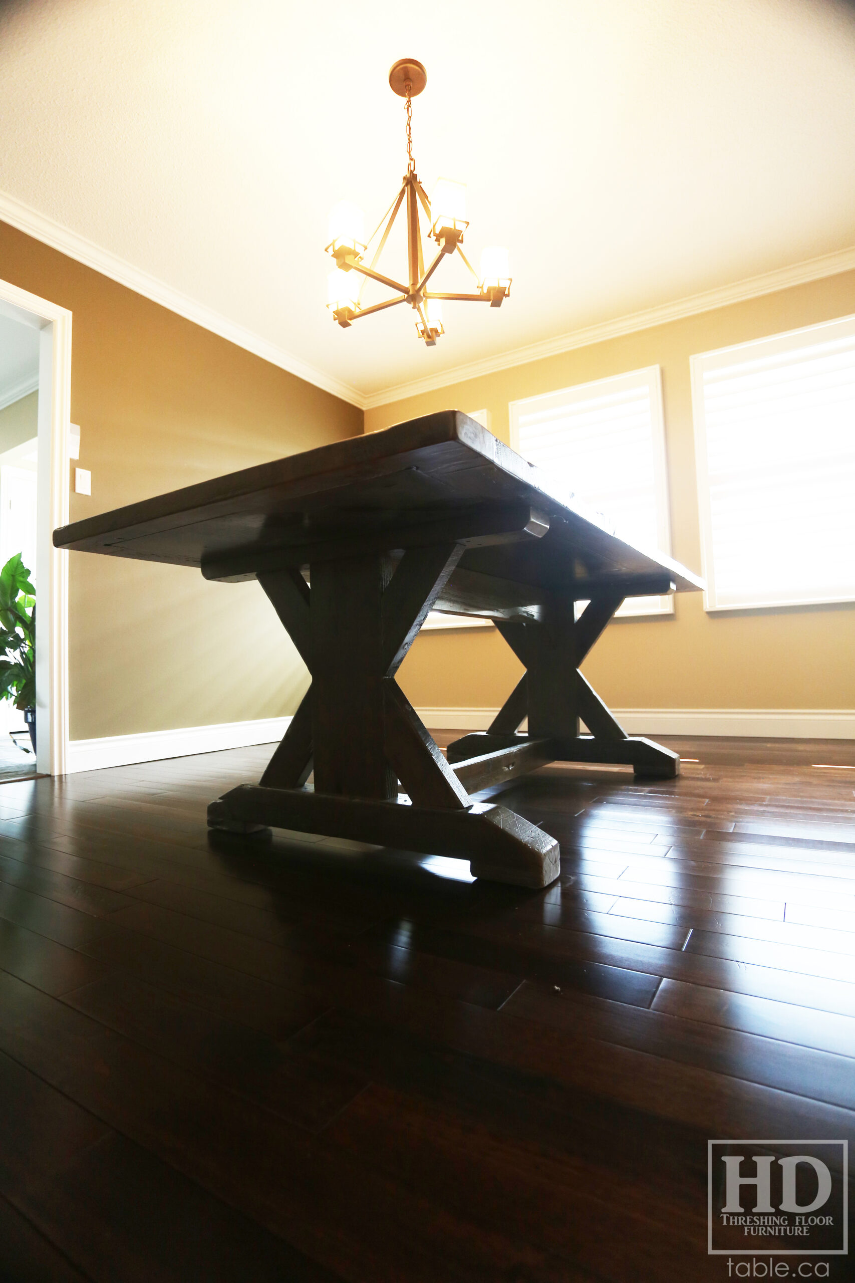 Rustic Reclaimed Wood Table by HD Threshing Floor Furniture / www.table.ca