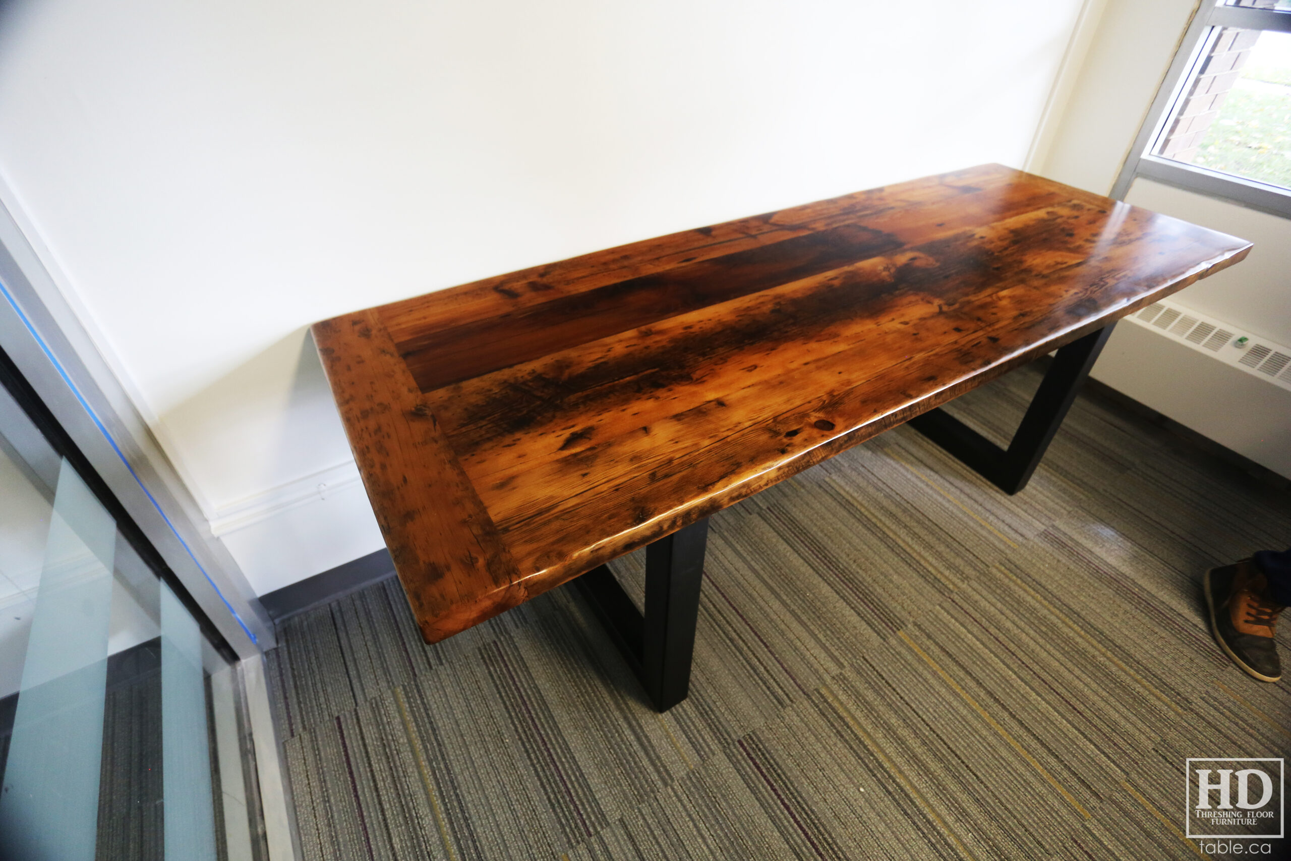 Reclaimed Wood Desk with Metal Base by HD Threshing Floor Furniture / www.table.ca