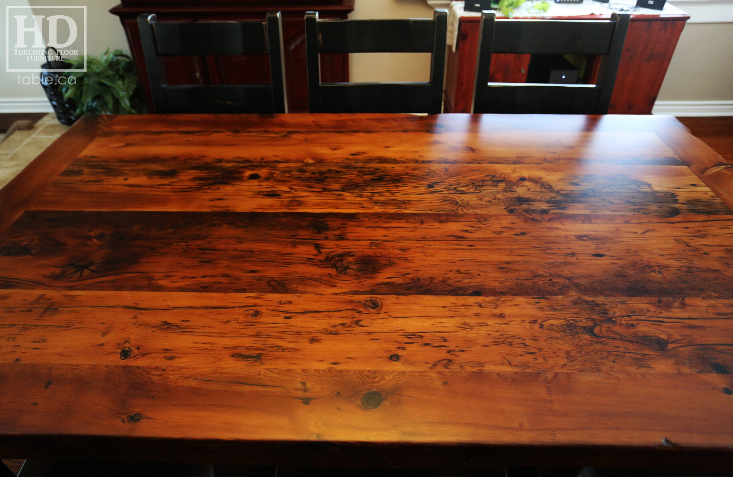 Ontario Made Reclaimed Wood Furniture by HD Threshing Floor Furniture / www.table.ca