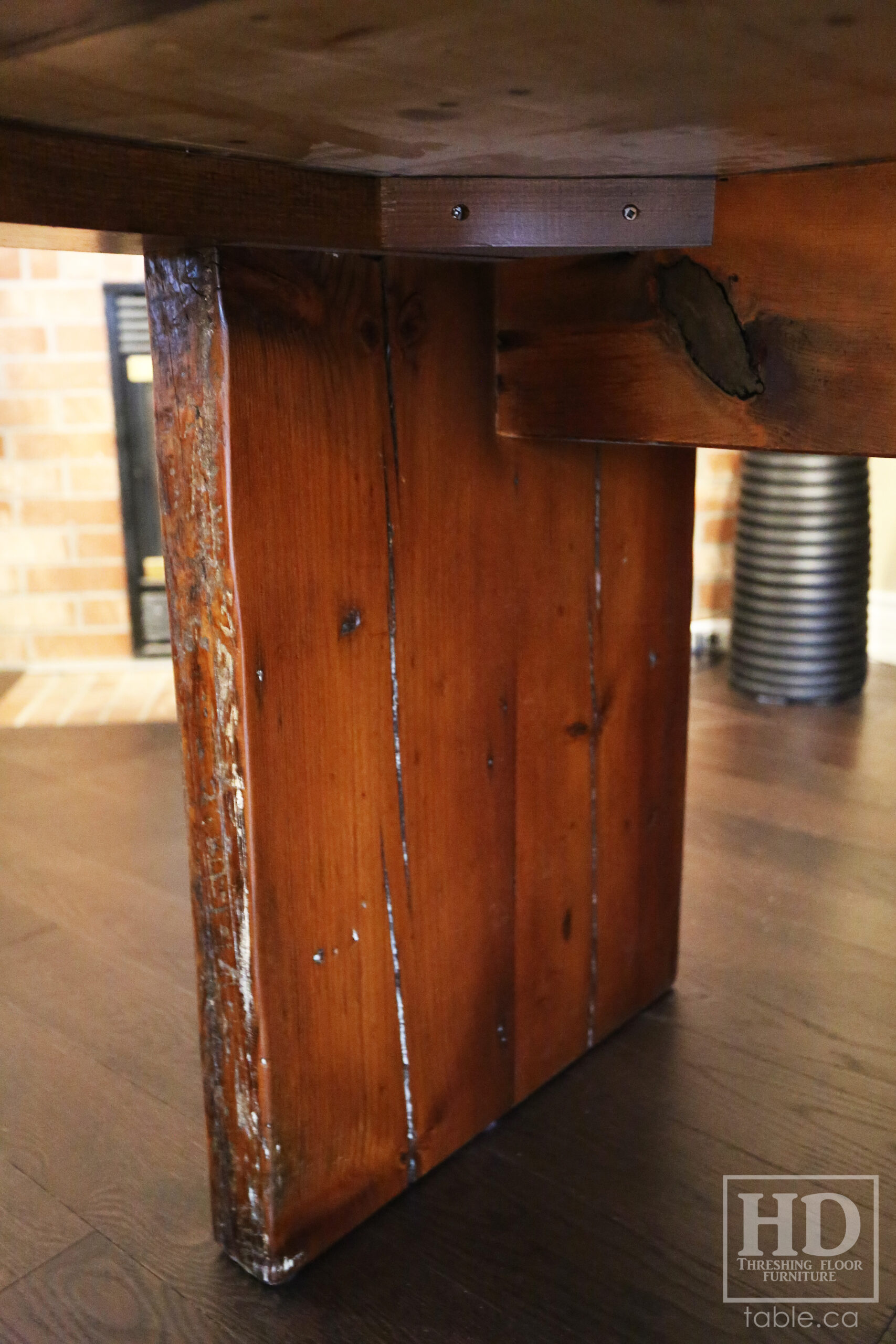 Reclaimed Wood Table by HD Threshing Floor Furniture / www.table.ca