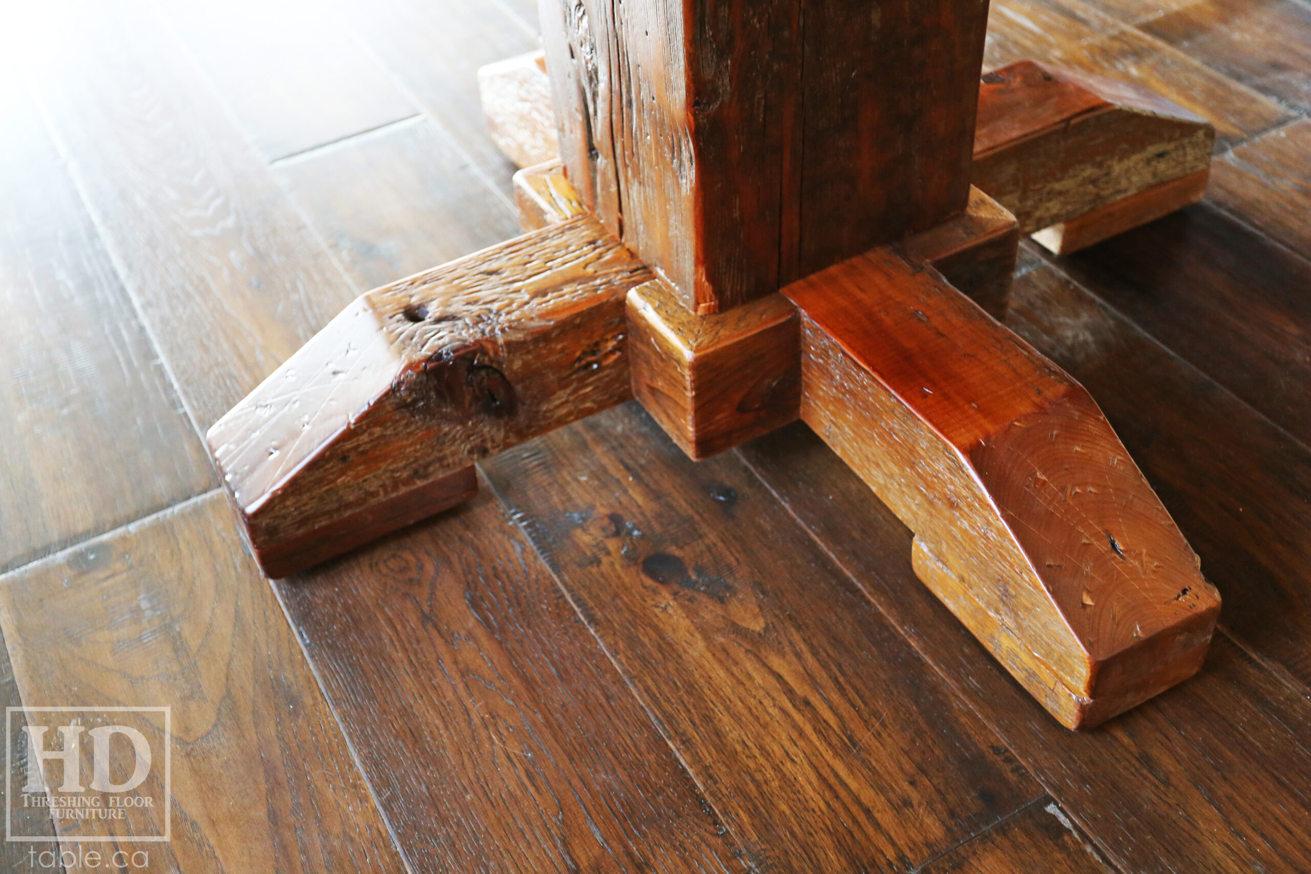 Barnwood Pedestal Table made from Ontario Barn by HD Threshing Floor Furniture / www.table.ca