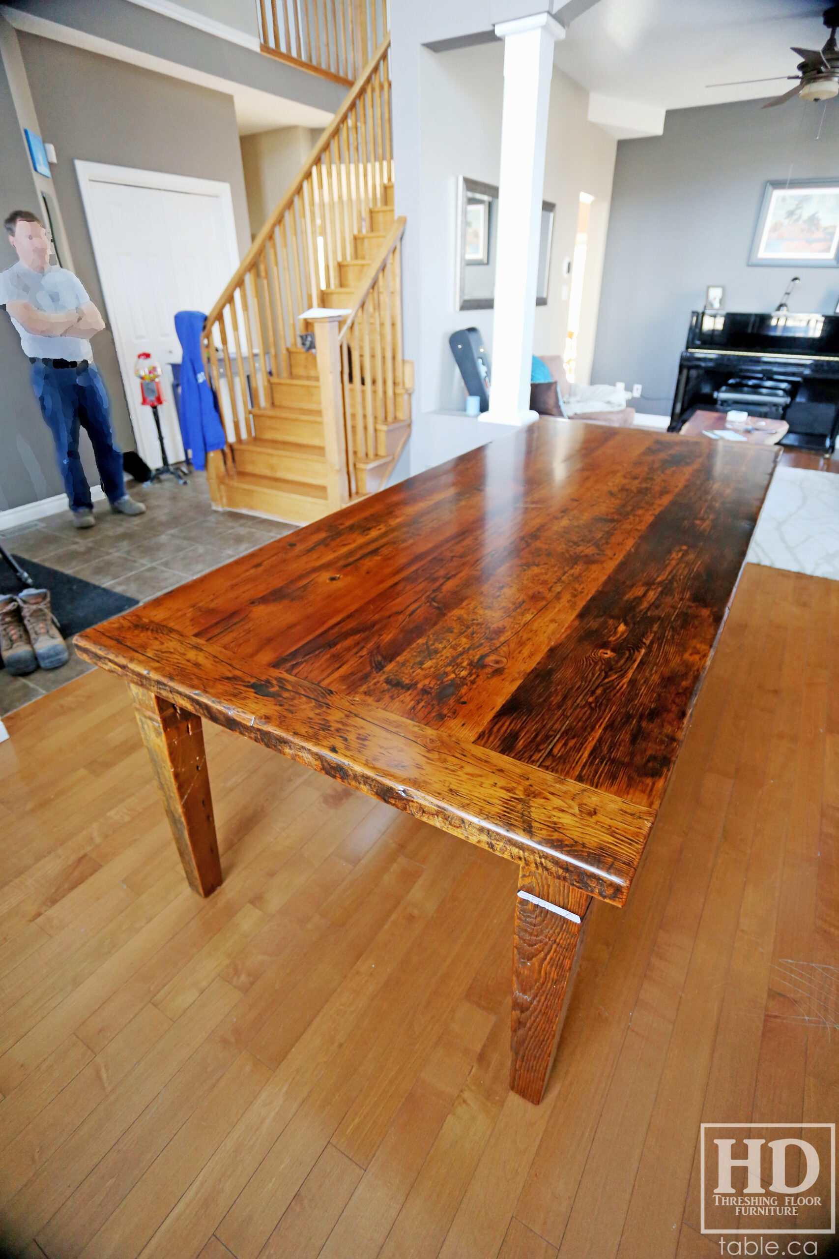 Reclaimed Wood Harvest Table by HD Threshing Floor Furniture / www.table.ca