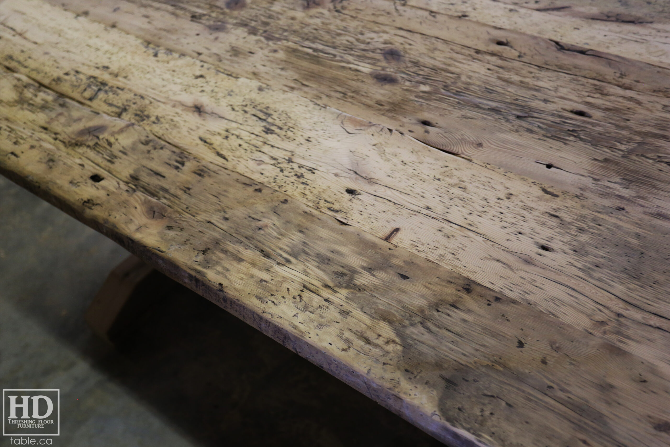 Reclaimed Wood Table & Bench by HD Threshing Floor Furniture / www.table.ca