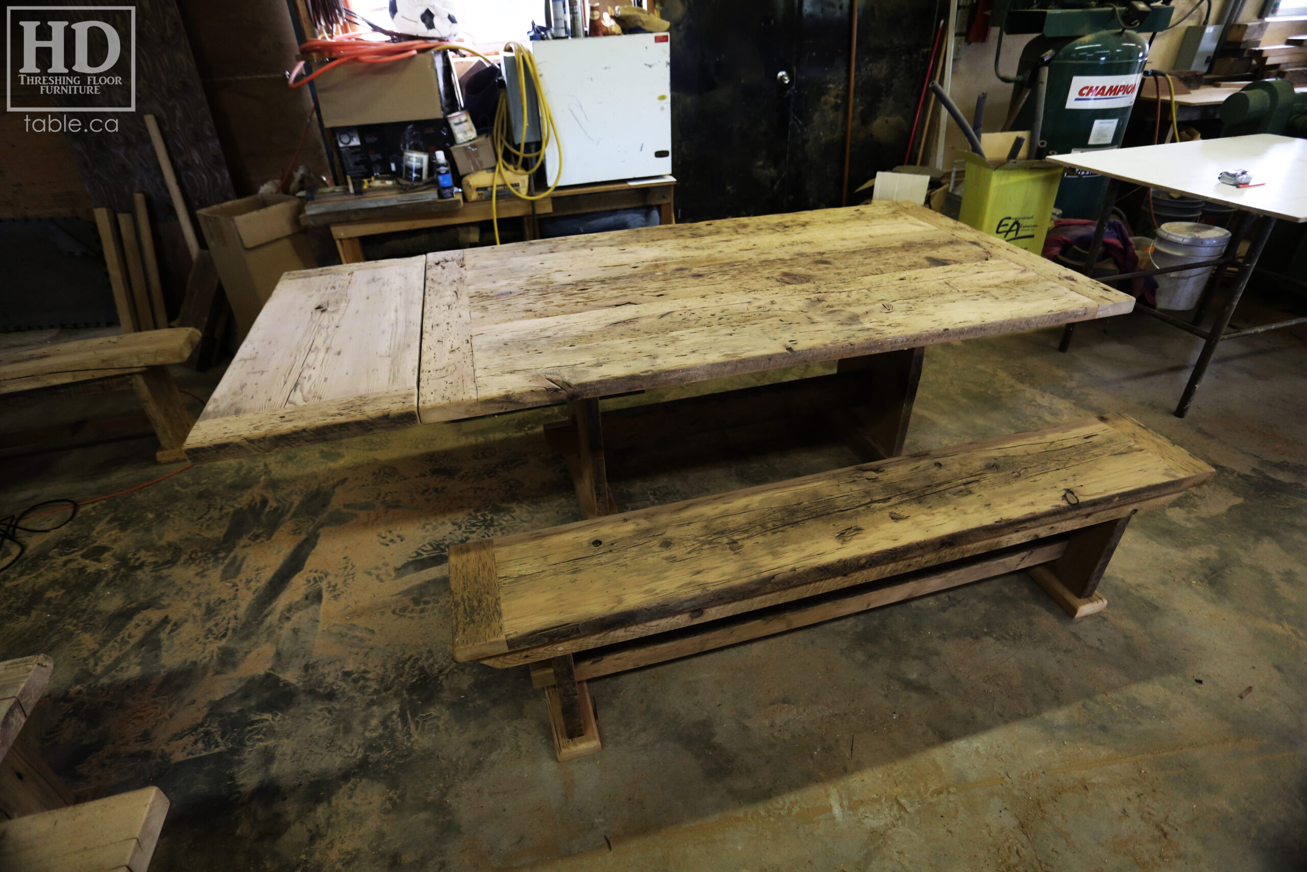 Reclaimed Wood Table & Bench by HD Threshing Floor Furniture / www.table.ca