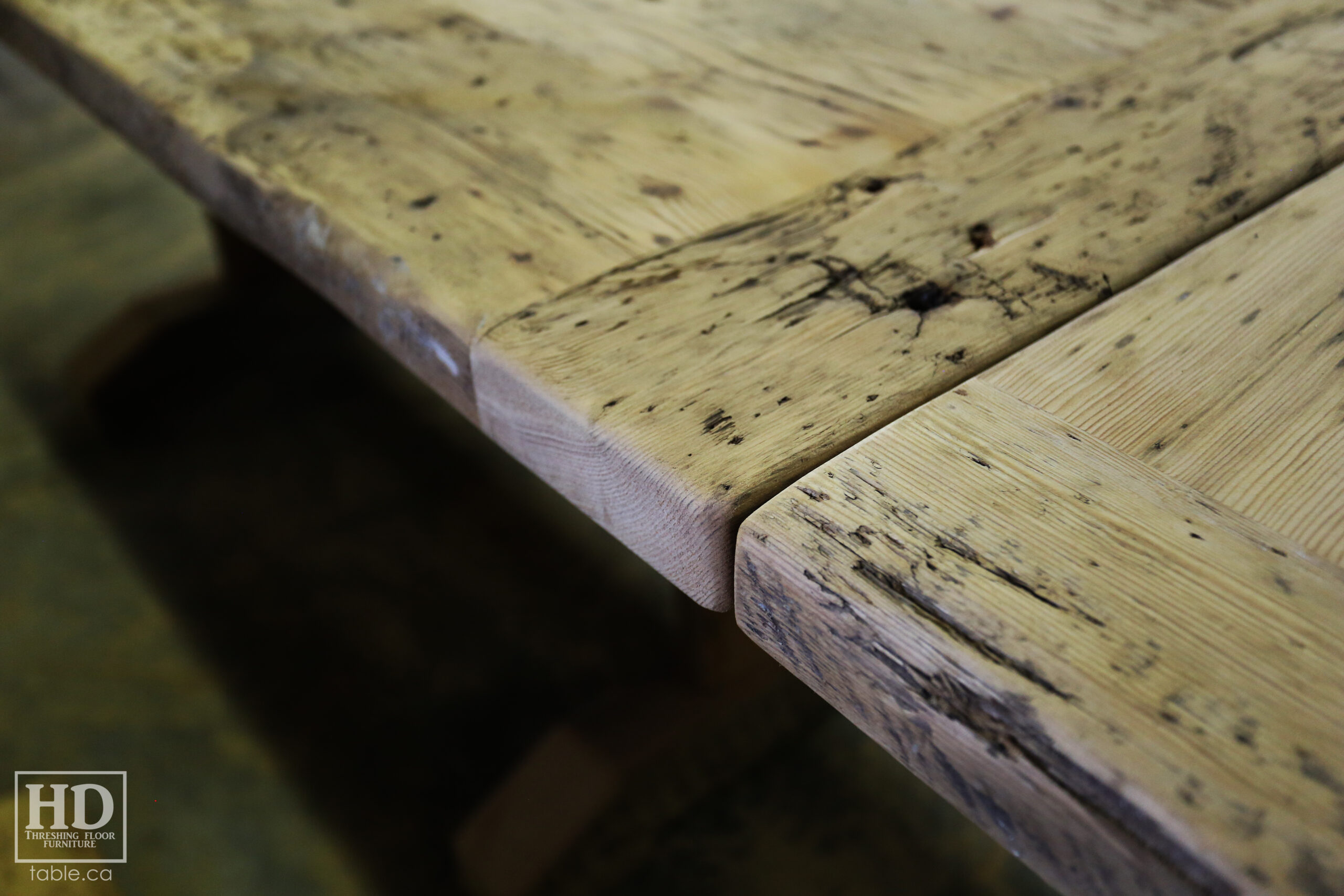 Reclaimed Wood Table & Bench by HD Threshing Floor Furniture / www.table.ca