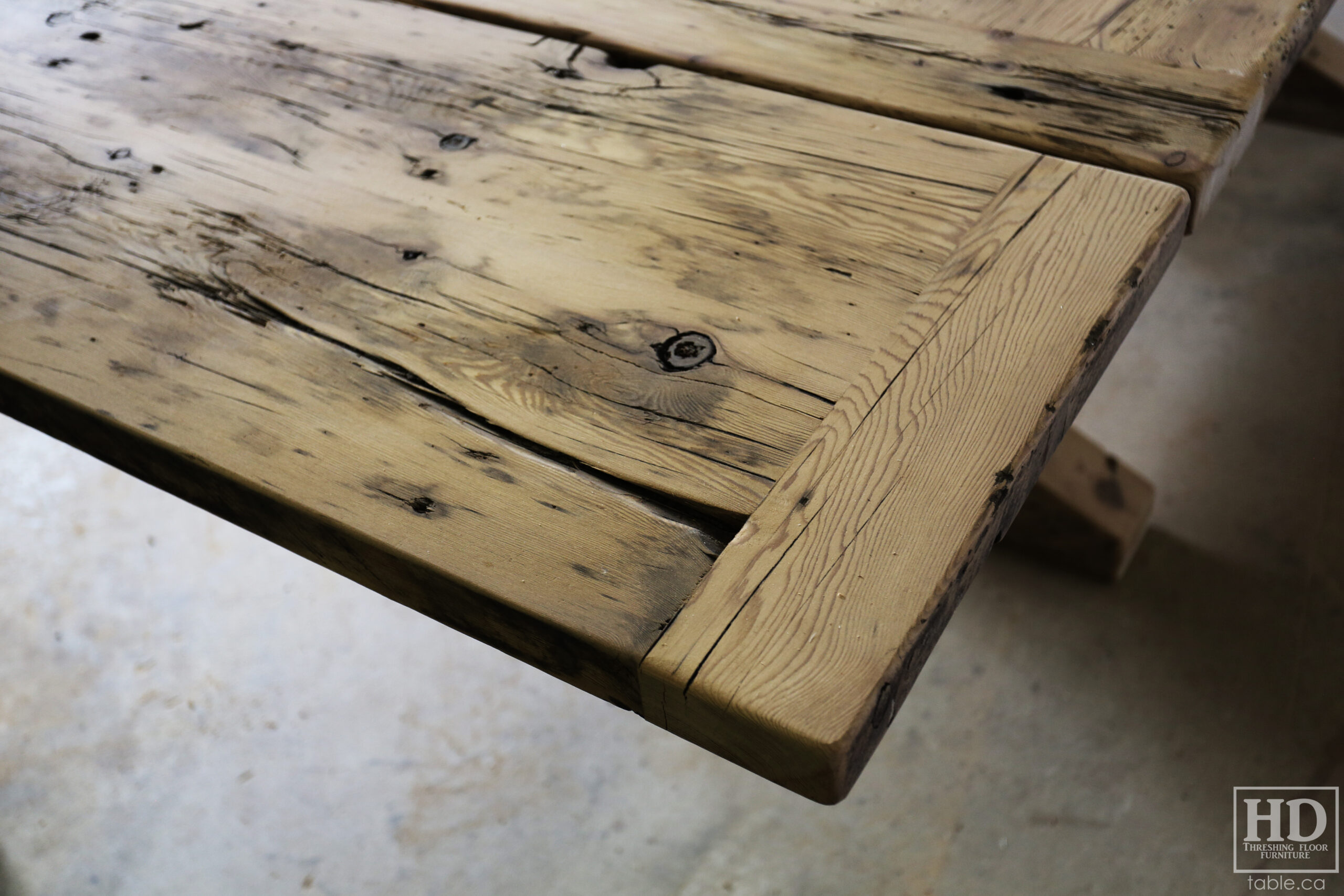 Rustic Reclaimed Barnwood Table by HD Threshing Floor Furniture / www.table.ca