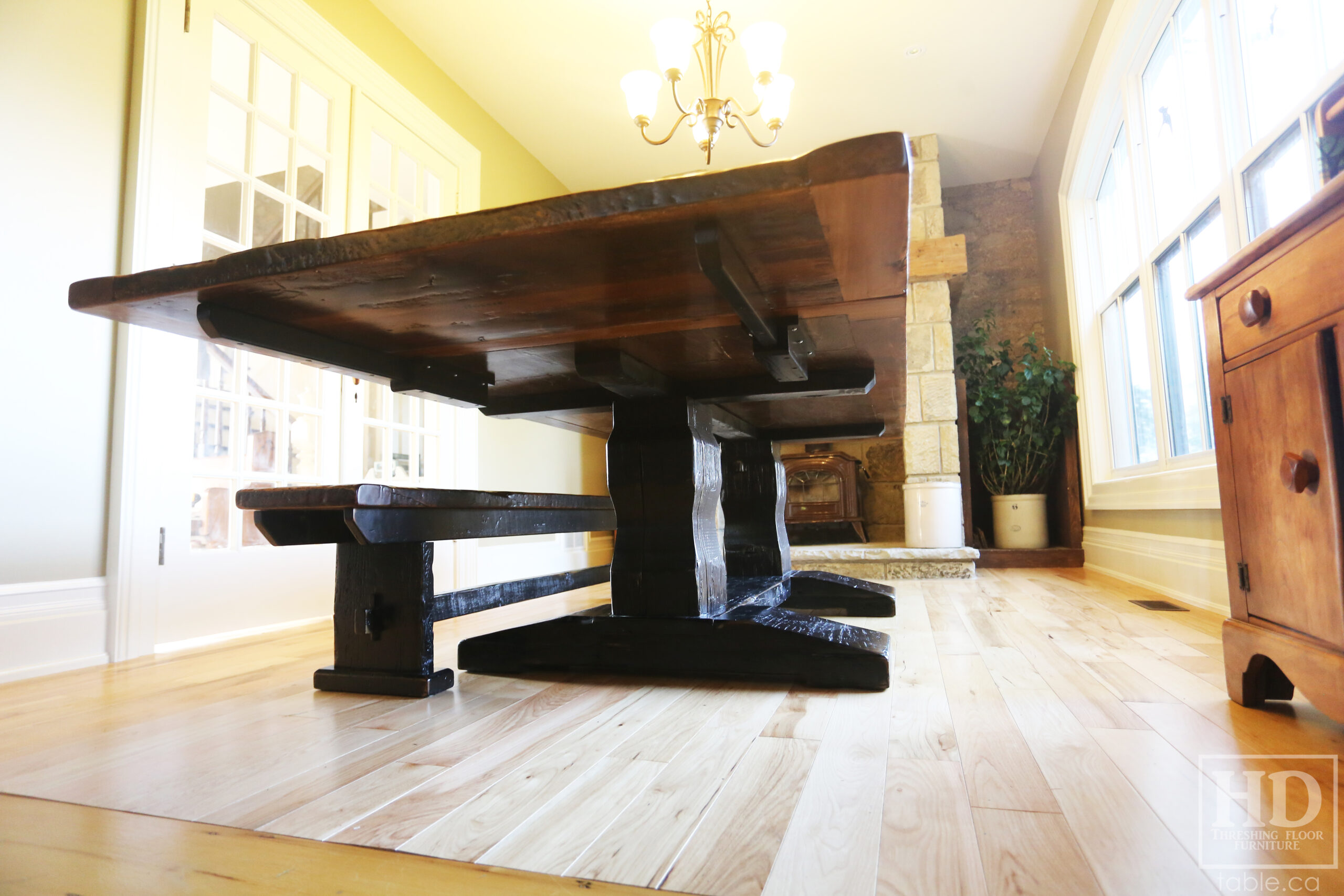 Custom Reclaimed Wood Pedestal Table by HD Threshing Floor Furniture / www.table.ca