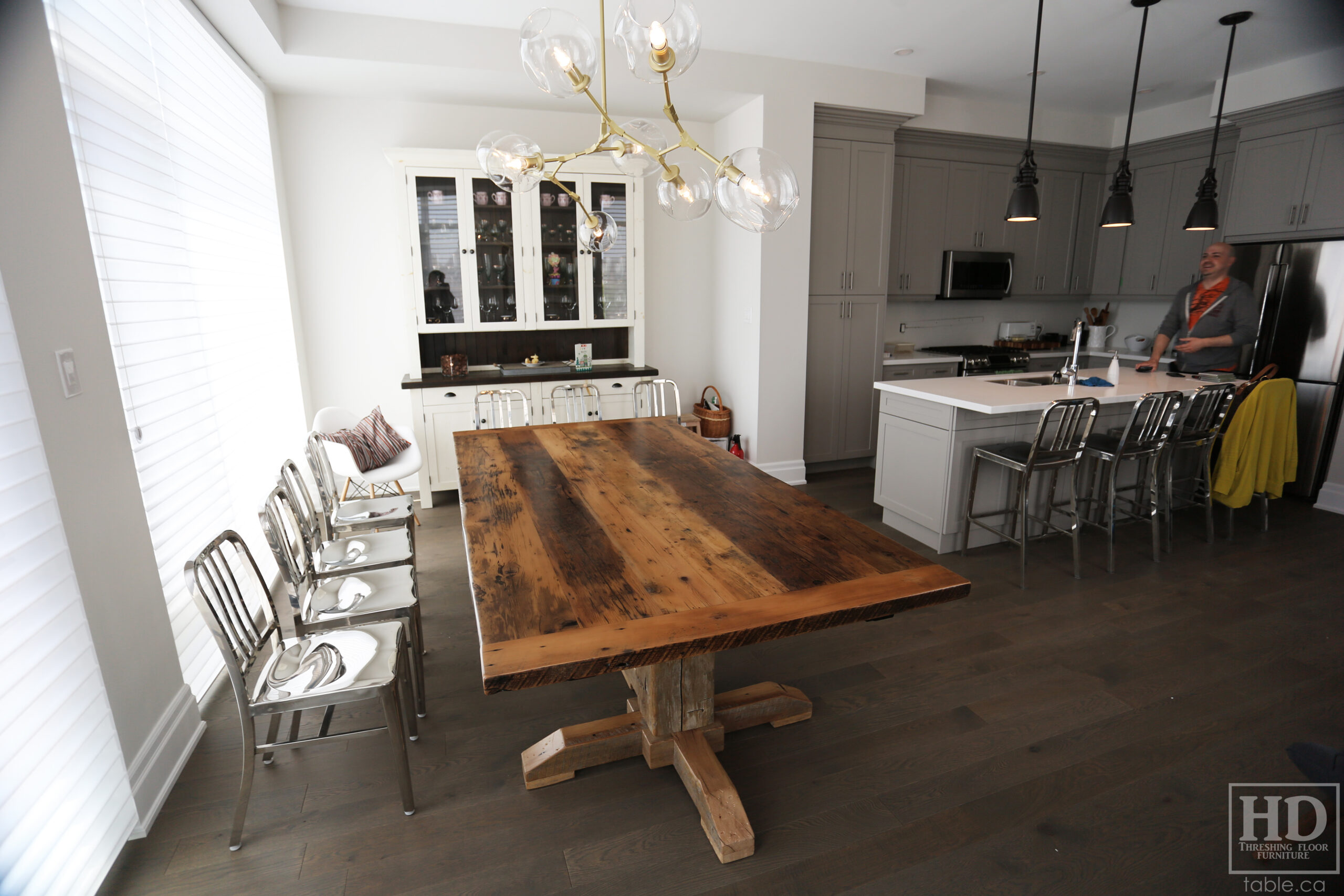 Reclaimed Wood Table by HD Threshing Floor Furniture / www.table.ca