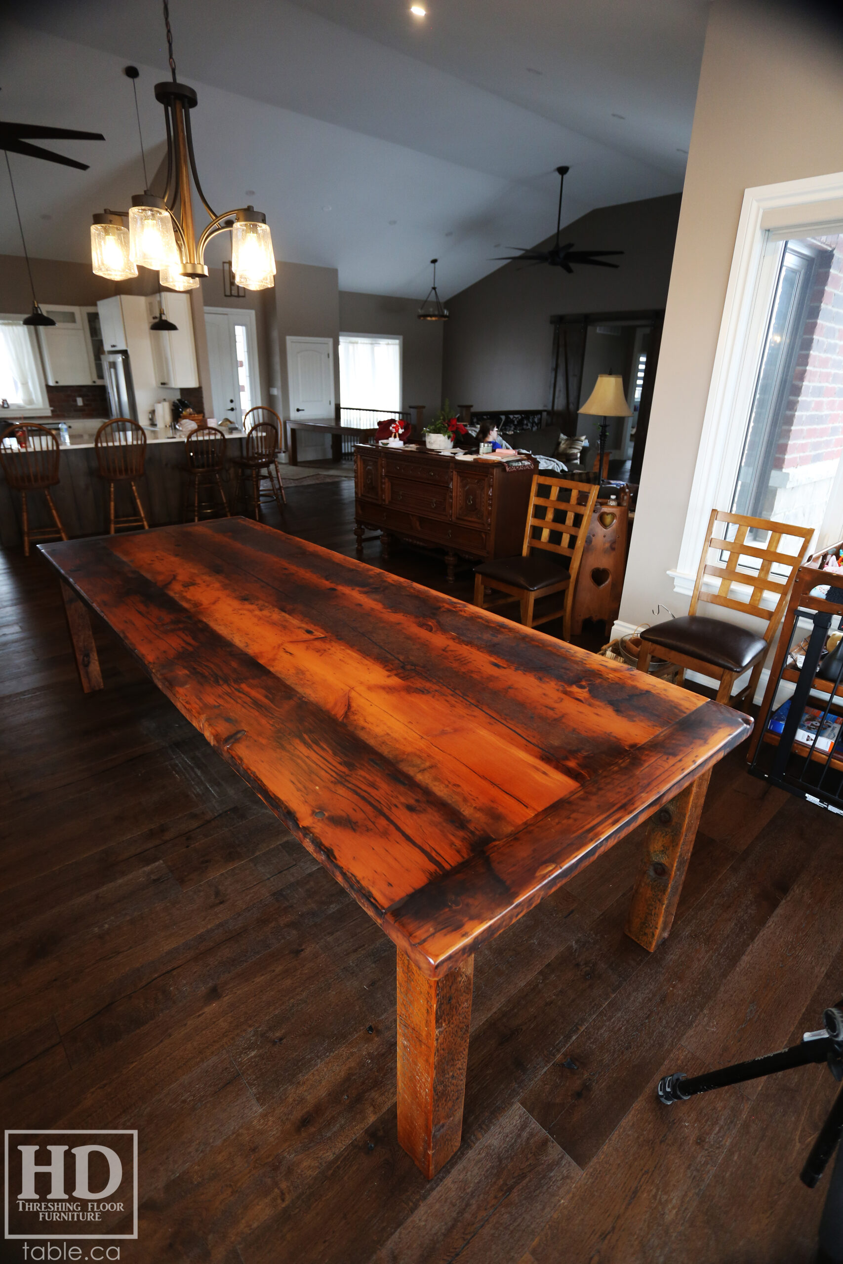 Reclaimed Wood Harvest Table by HD Threshing Floor Furniture / www.table.ca