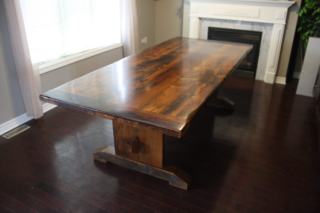 Solid Wood Reclaimed Barnwood Table by HD Threshing Floor Furniture / www.table.ca