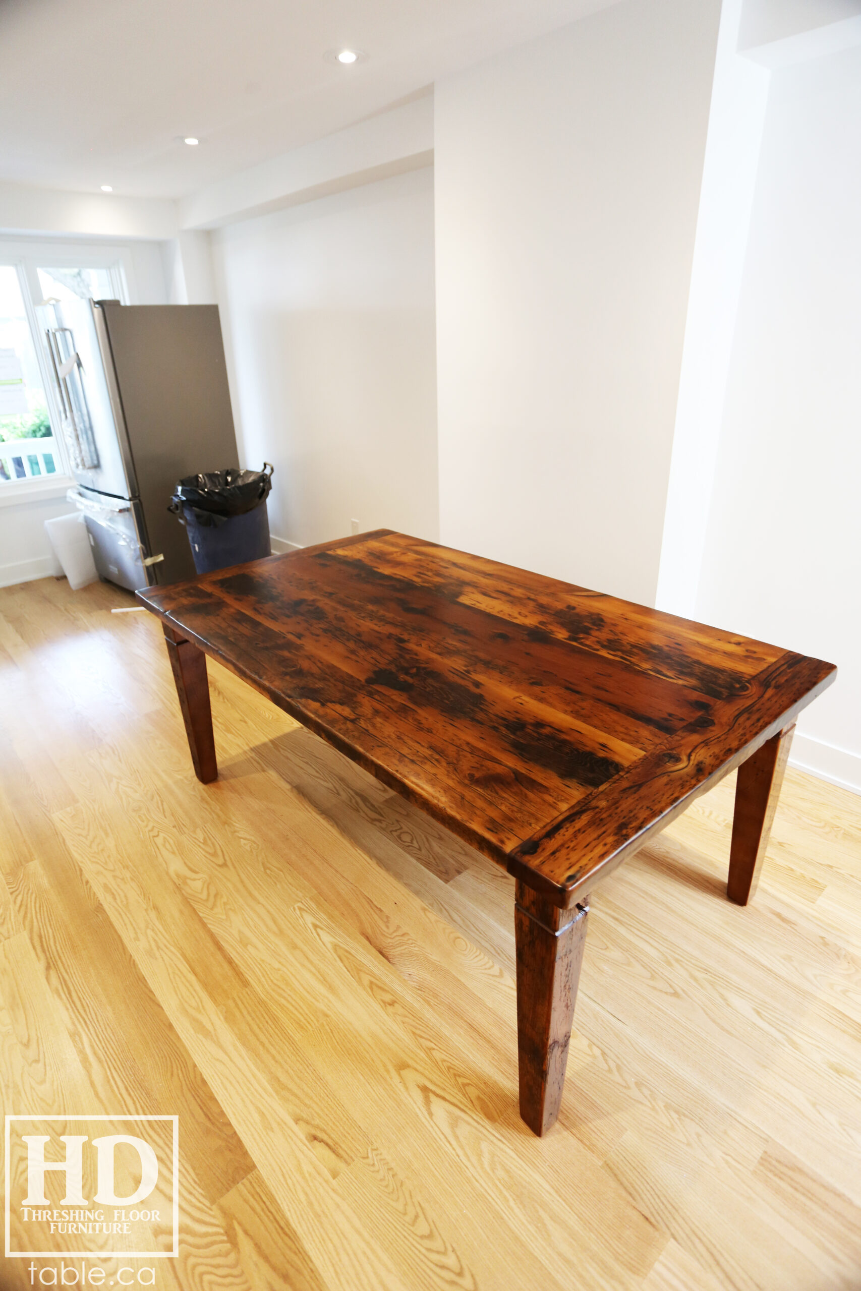 Reclaimed Wood Harvest Table by HD Threshing Floor Furniture / www.table.ca