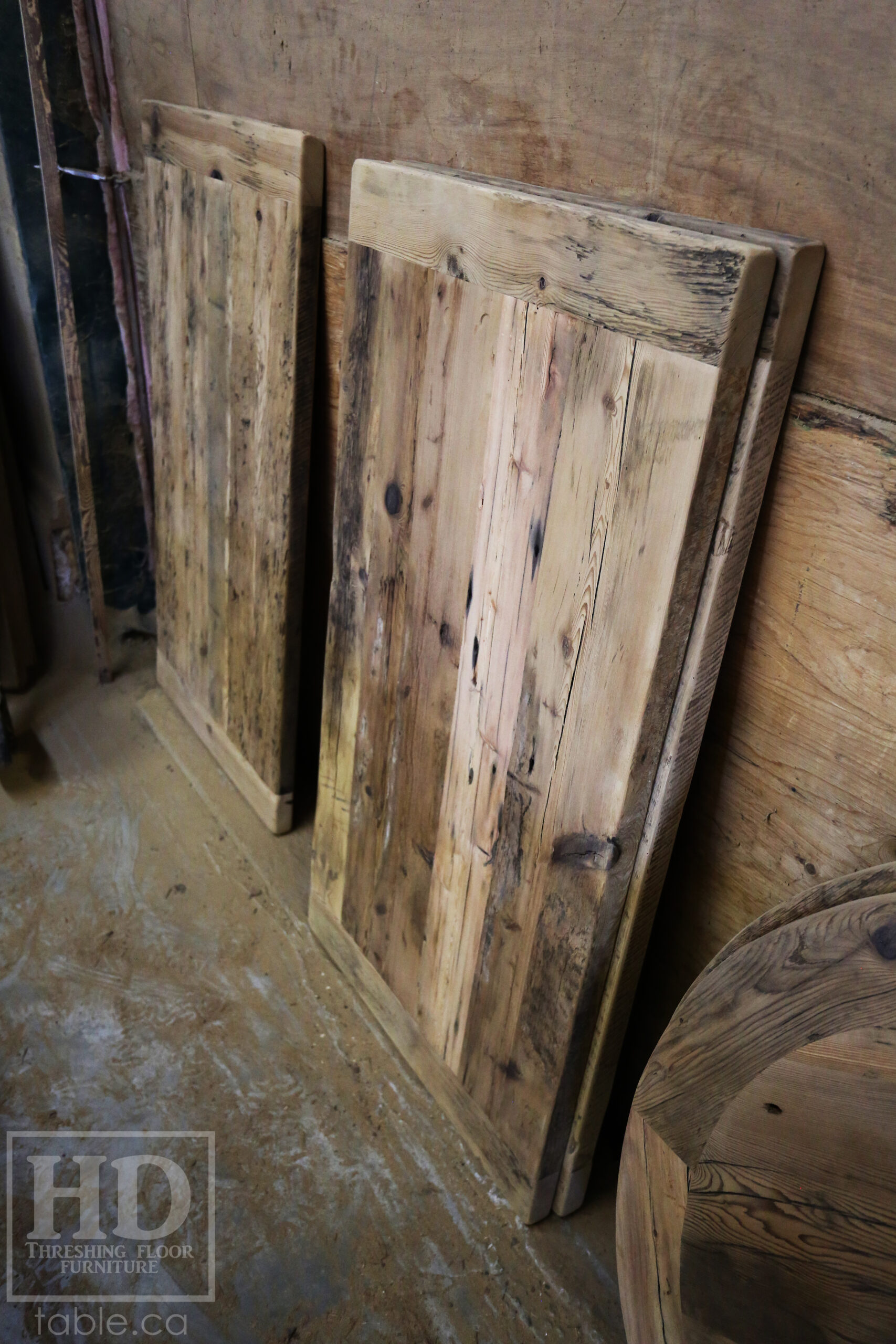 Restaurant Table Tops made from Reclaimed Ontario Barnwood by HD Threshing Floor Furniture / www.table.ca